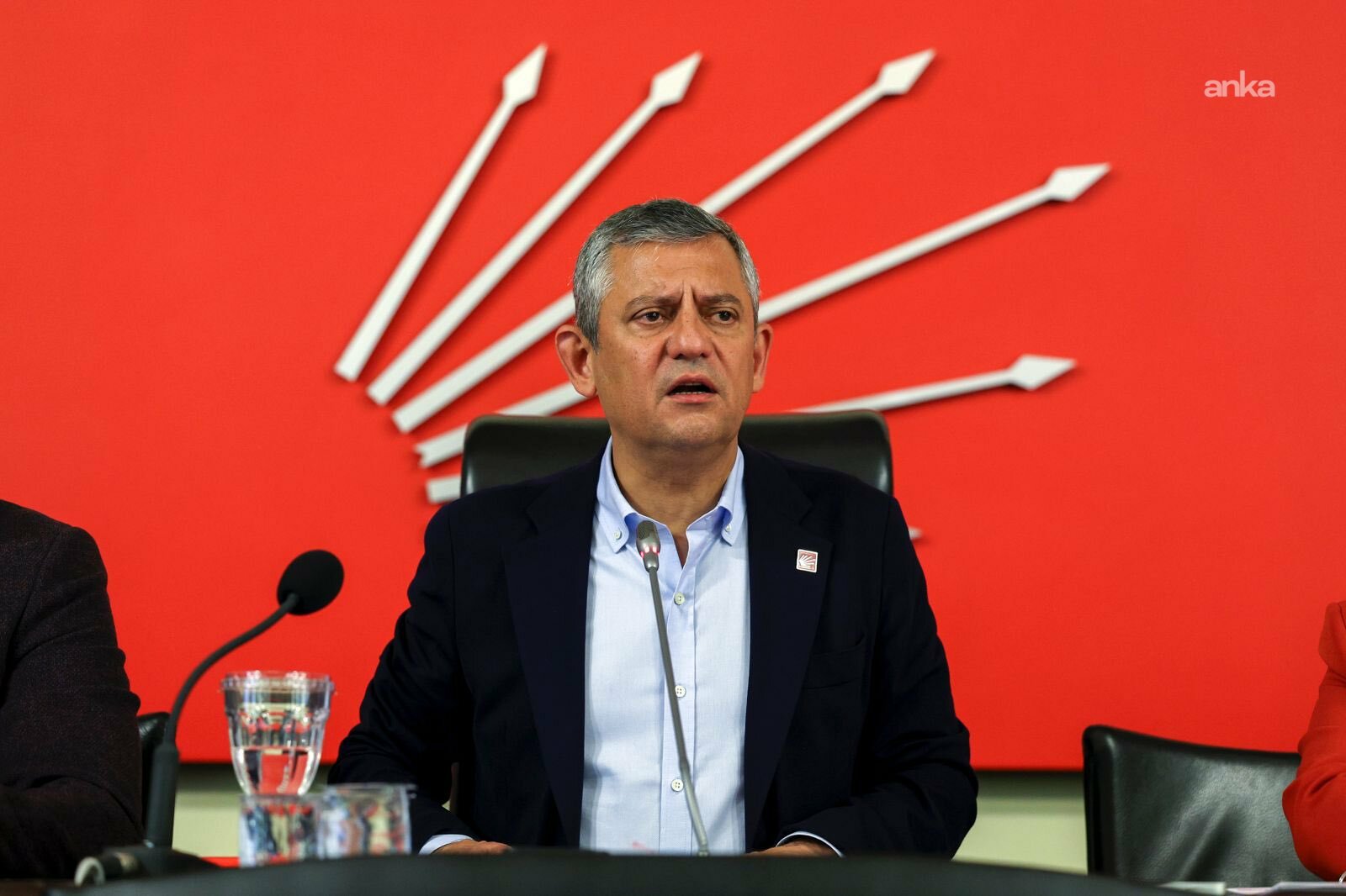 Özgür Özel'den KUMPASDER'e teşekkür mesajı