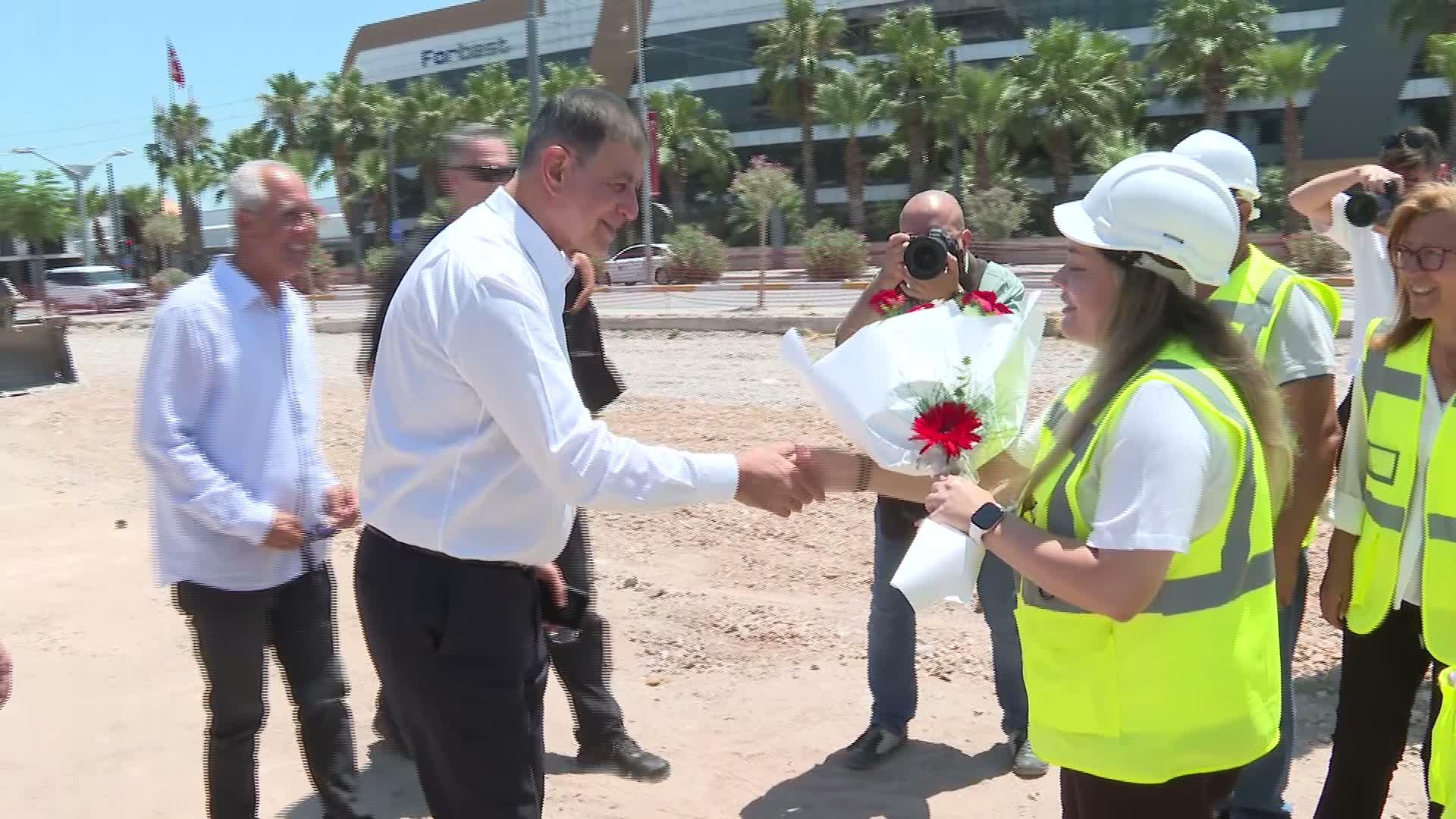Cemil Tugay, altyapı çalışmalarını yerinde inceledi: “Göz boyayan değil, sorun çözen işler yapıyoruz”