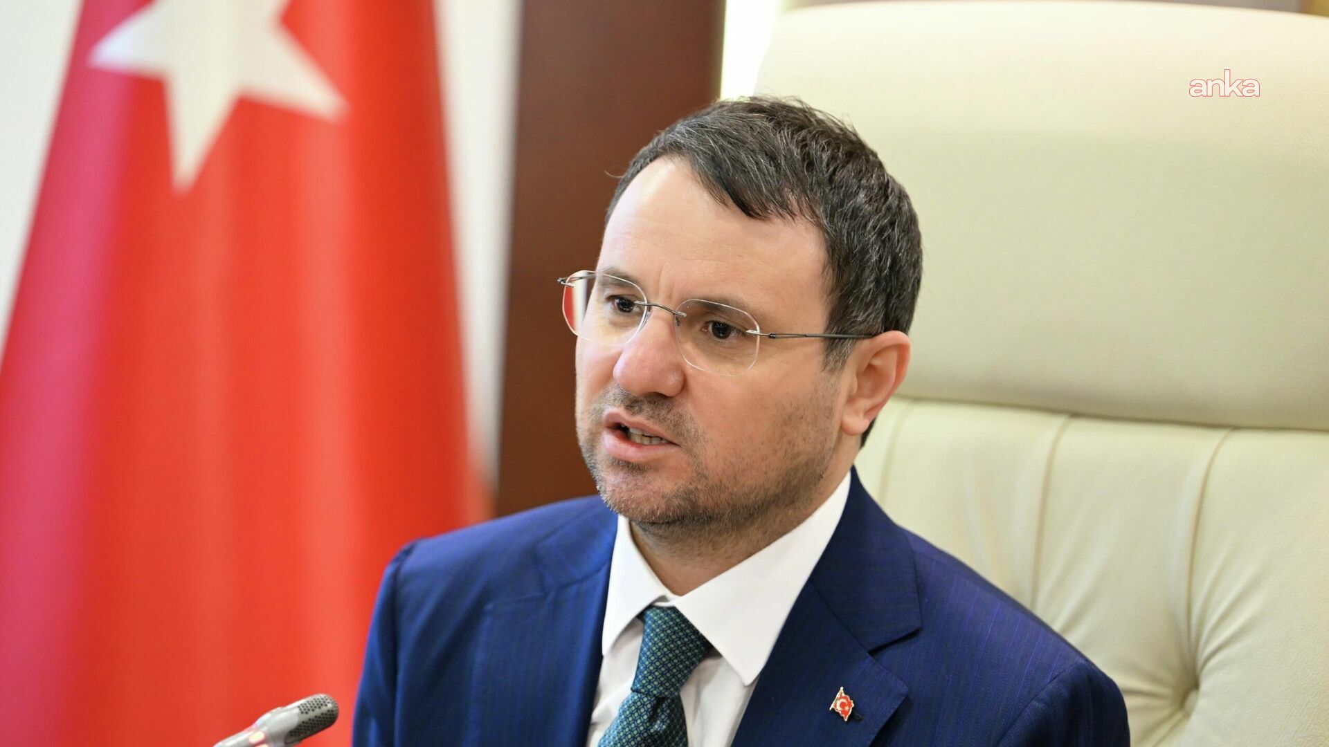 Bakan Gürlek: Havalimanlarında adli işlemler 7 gün 24 saat yapılacak
