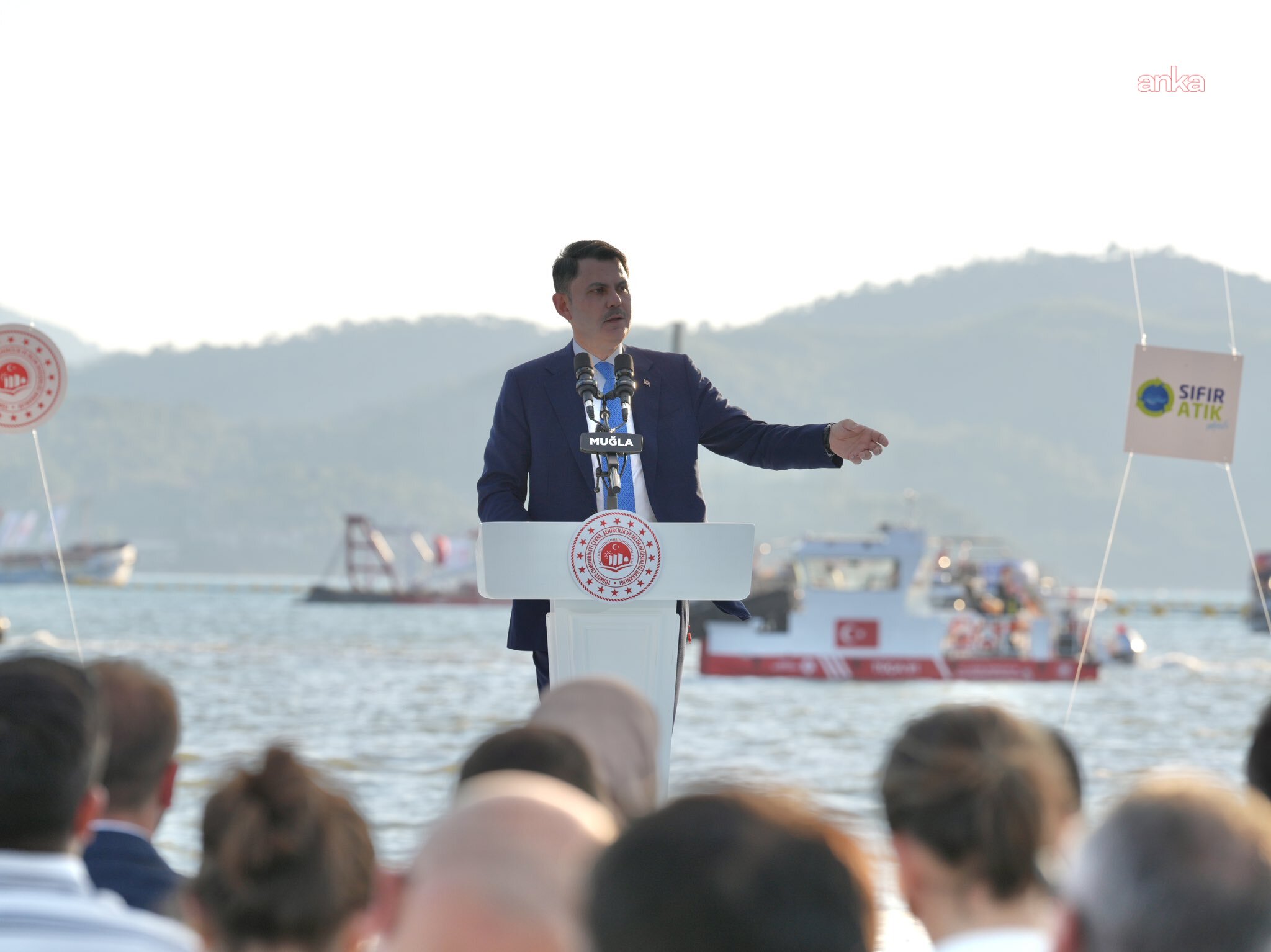 Fethiye Körfezi'nde dip çamuru temizliği başlıyor: 16 milyon metreküp çamur 3 yılda çıkarılacak