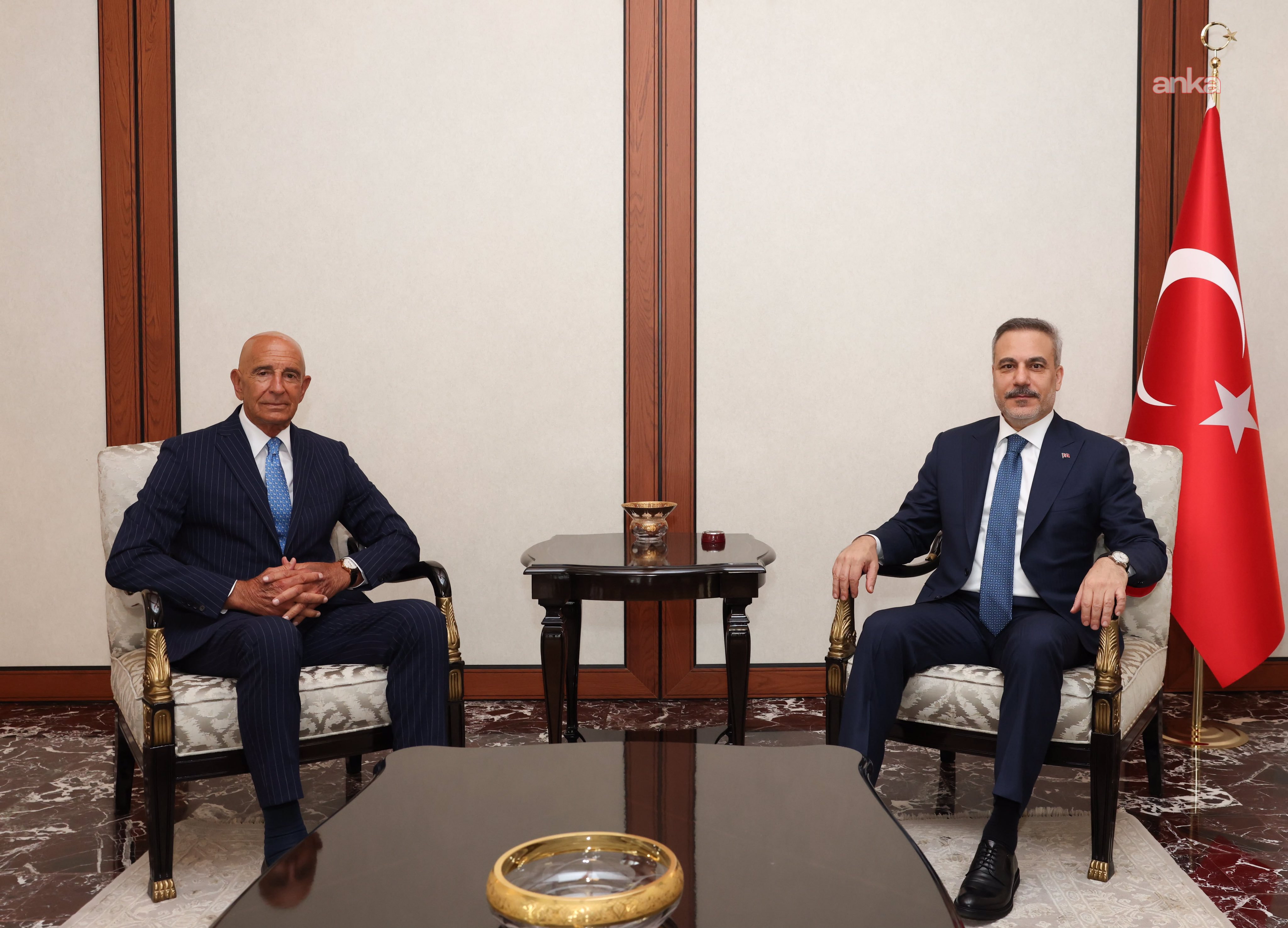 Dışişleri Bakanı Fidan, ABD’nin Ankara Büyükelçisi Barrack’ı Ankara’da kabul etti