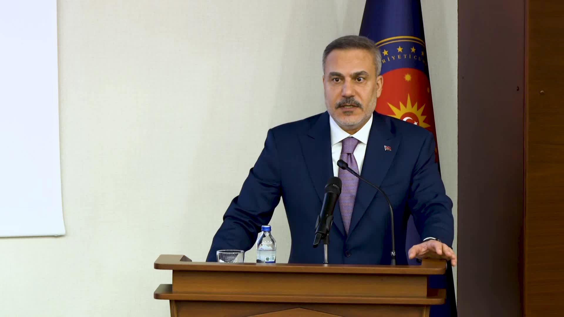 Dışişleri Bakanı Fidan, Milli Güvenlik Konferansları kapsamında MGK Genel Sekreterliği'ni ziyaret etti