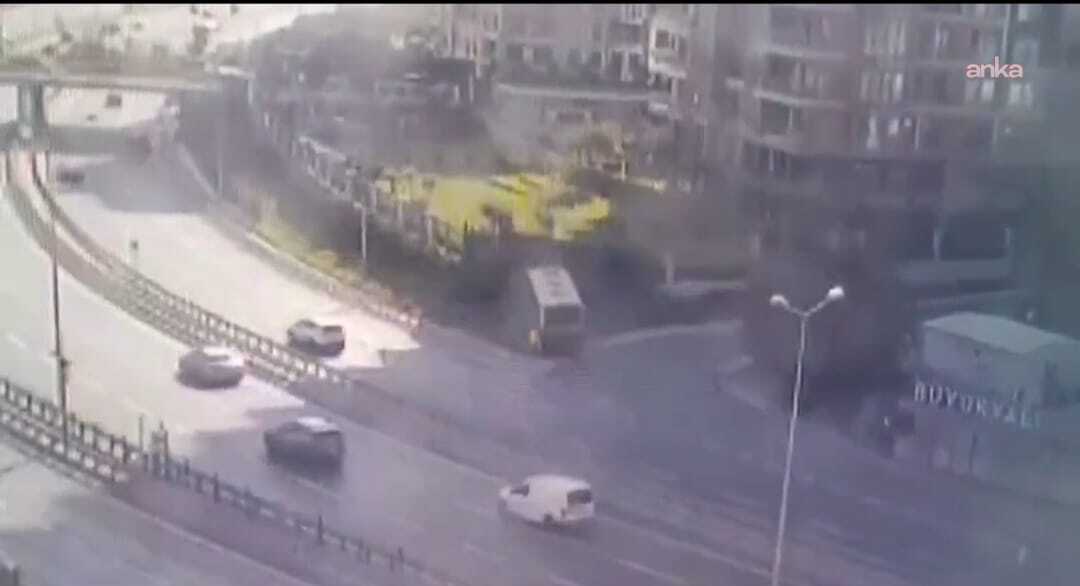 Zeytinburnu sahilindeki otobüs kazasında ölü sayısı 2'ye yükseldi
