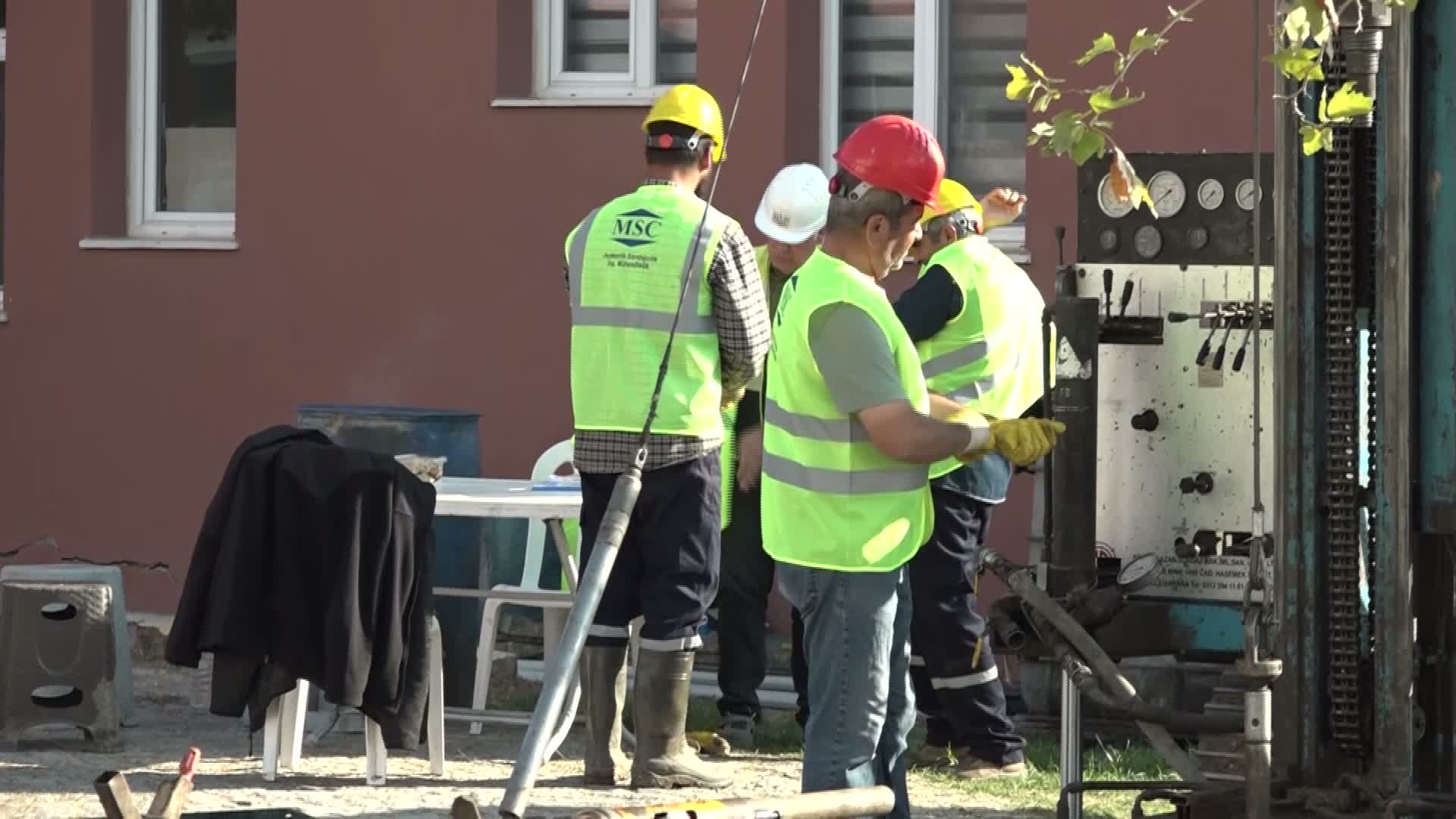 Karşıyaka'nın deprem röntgeni çekildi... 23 bin bina incelendi