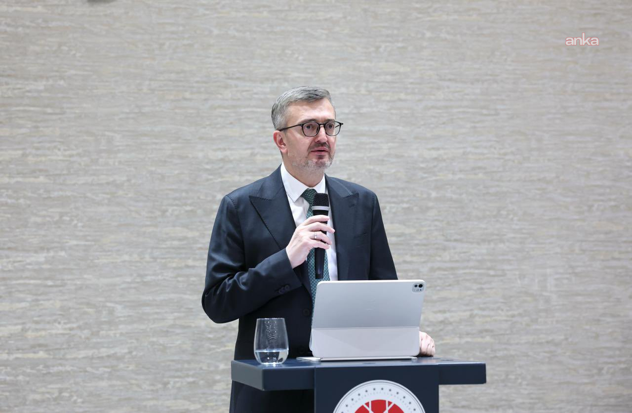 Burhanettin Duran'dan, İstanbul'da çöken binadan etkilenen yurttaşlar için "geçmiş olsun" mesajı