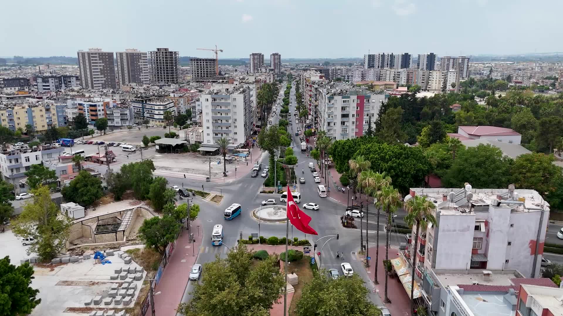Mersin Büyükşehir Belediyesi’nden Tarsus trafiğine nefes aldıran kavşak düzenlemesi