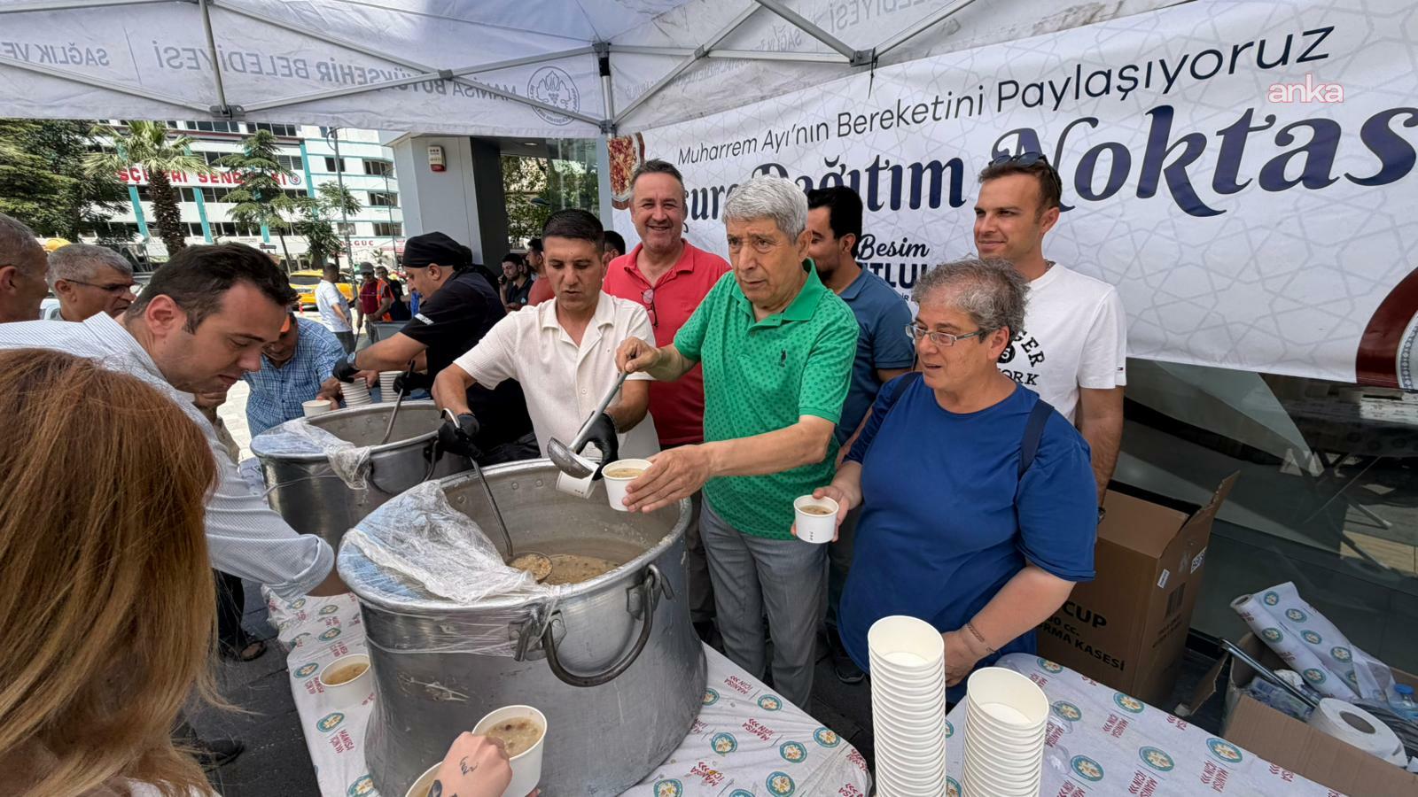 Manisa'da aşure ikramları başladı