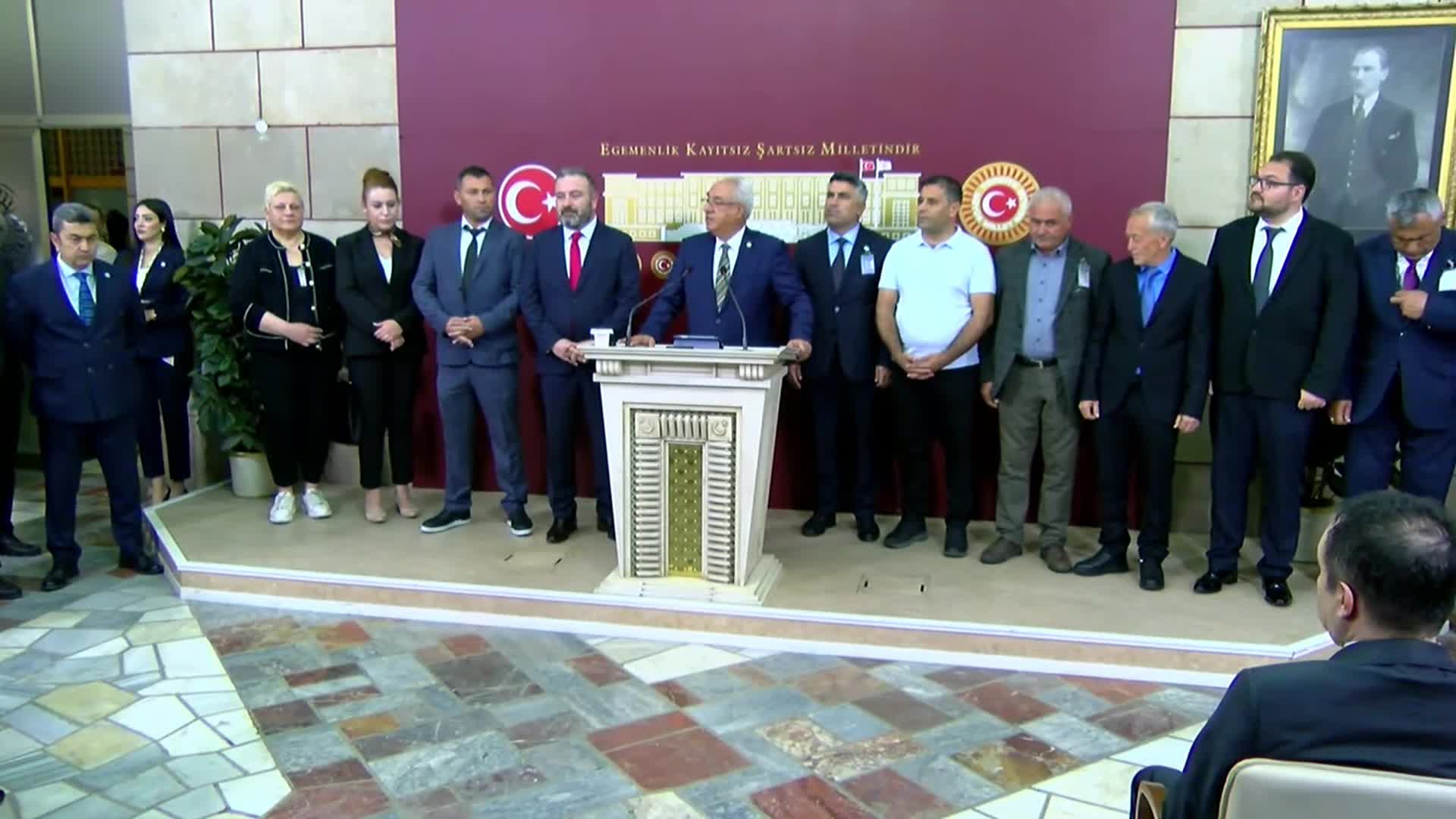 Memleket Partisi'nin kapanmasının ardından bazı il ve ilçe yöneticileri DSP'ye katıldı