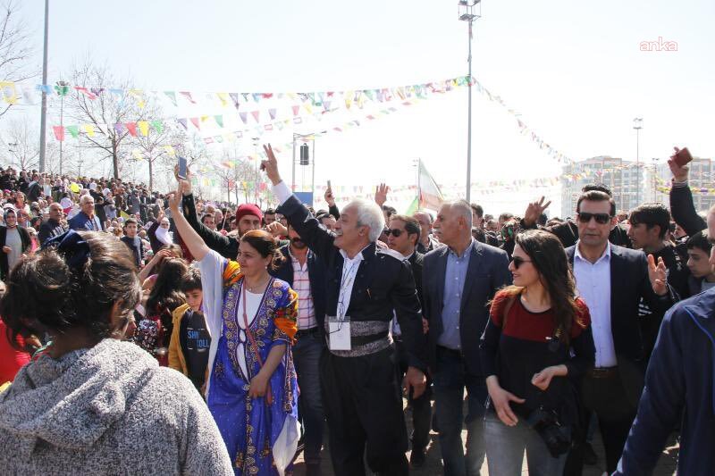 Selçuk Mızraklı: Yarın, yeniden, umut ve sevda ile birlikte…