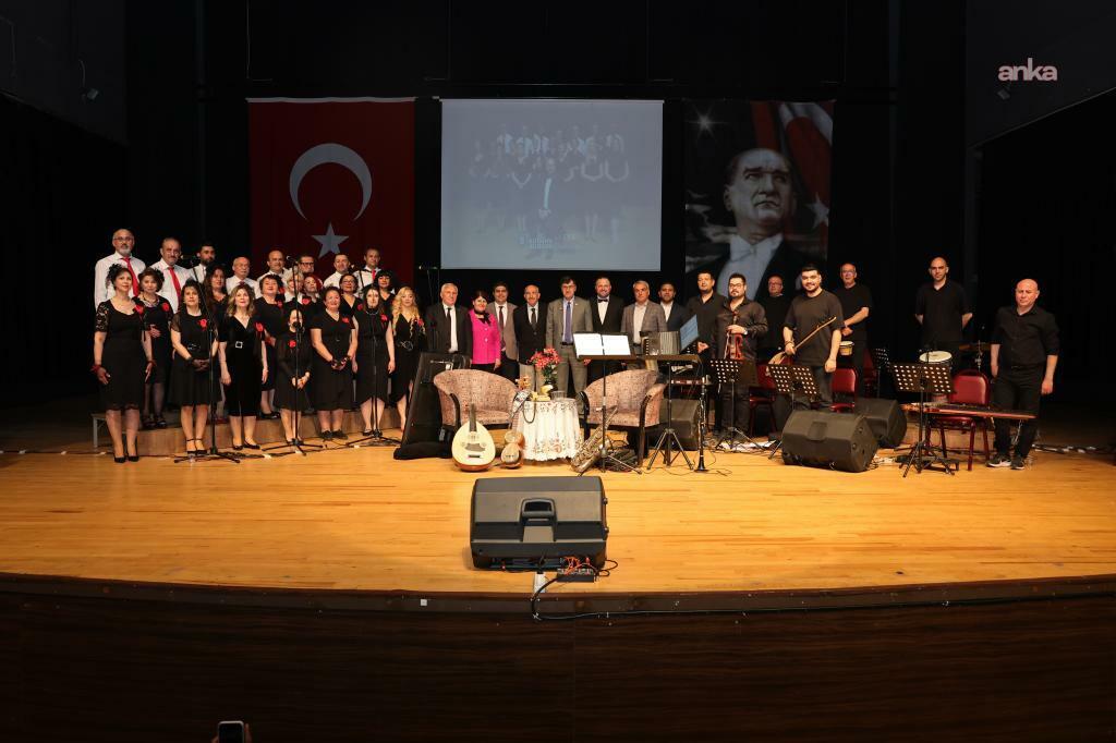 Kütahya Belediyesi Yeşilçam Korosu'ndan nostalji rüzgarı
