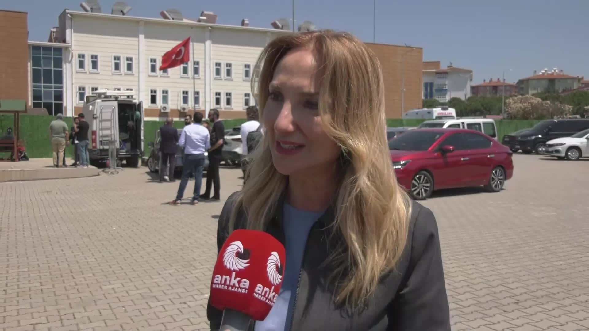 “Casusluk” davasında ilk duruşma... Aylin Nazlıaka: "Leke atılmaya çalışılıyor, bunu bir kez daha içeride gayet net görüyoruz"