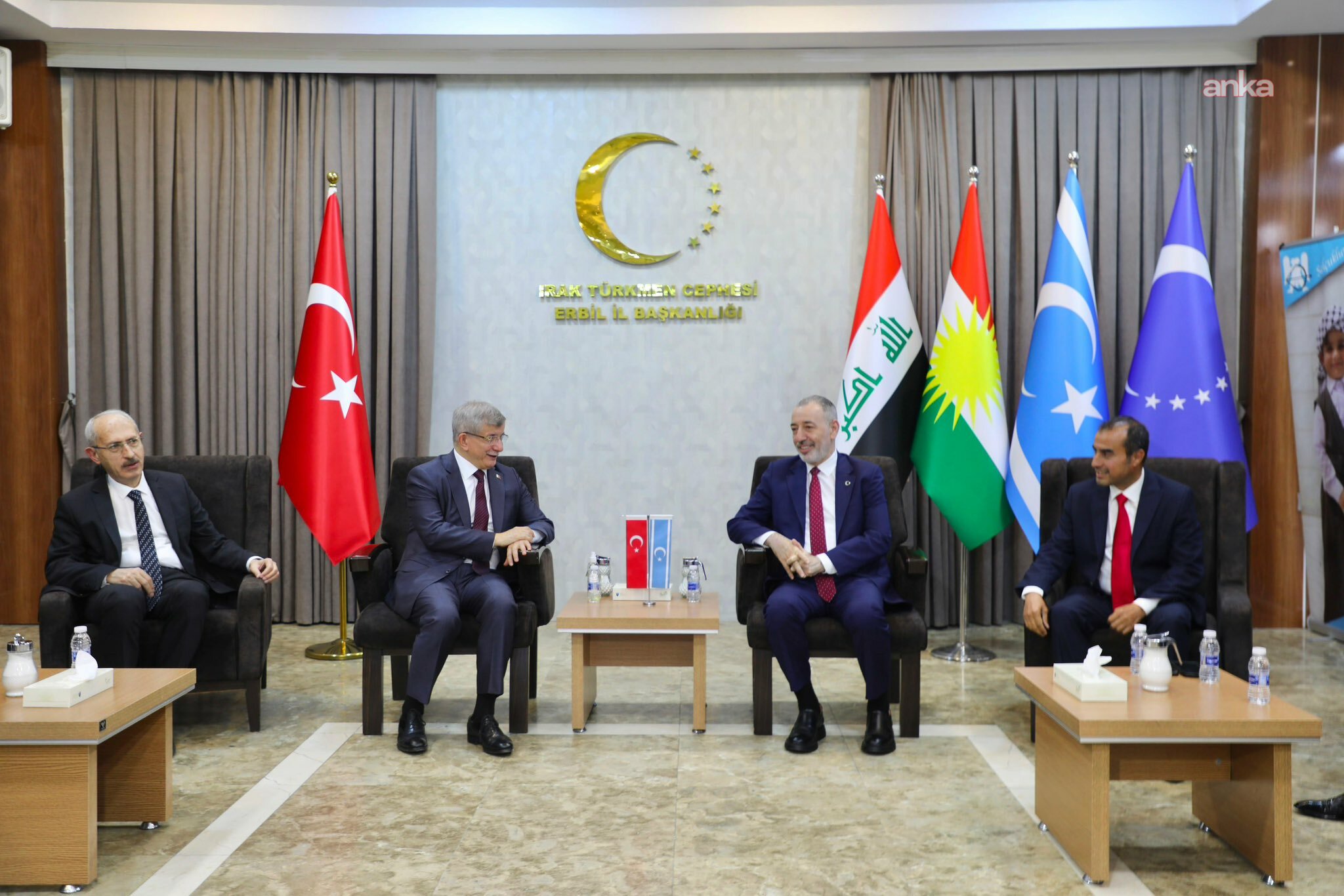 Davutoğlu, Türkmen Cephesi’nde Türkmenlerle biraraya geldi