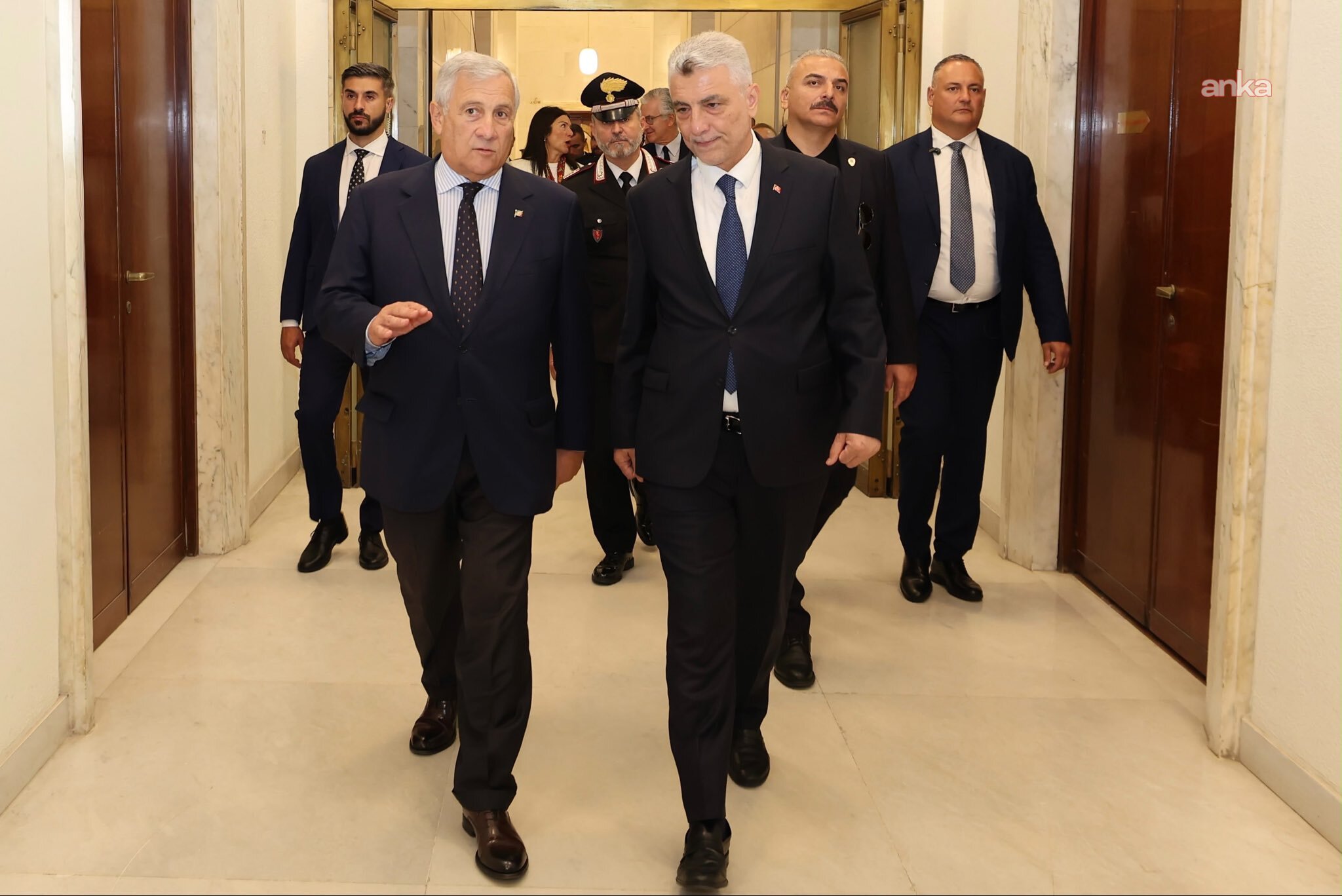 Bakan Bolat, Roma’da İtalyan firma temsilcileriyle görüştü