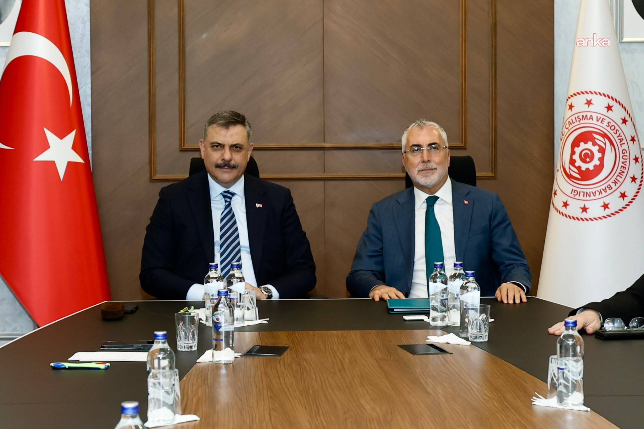 Bakan Çiftçi: 81 ilin valiliklerine 30 bin kontenjan tahsis edilecek