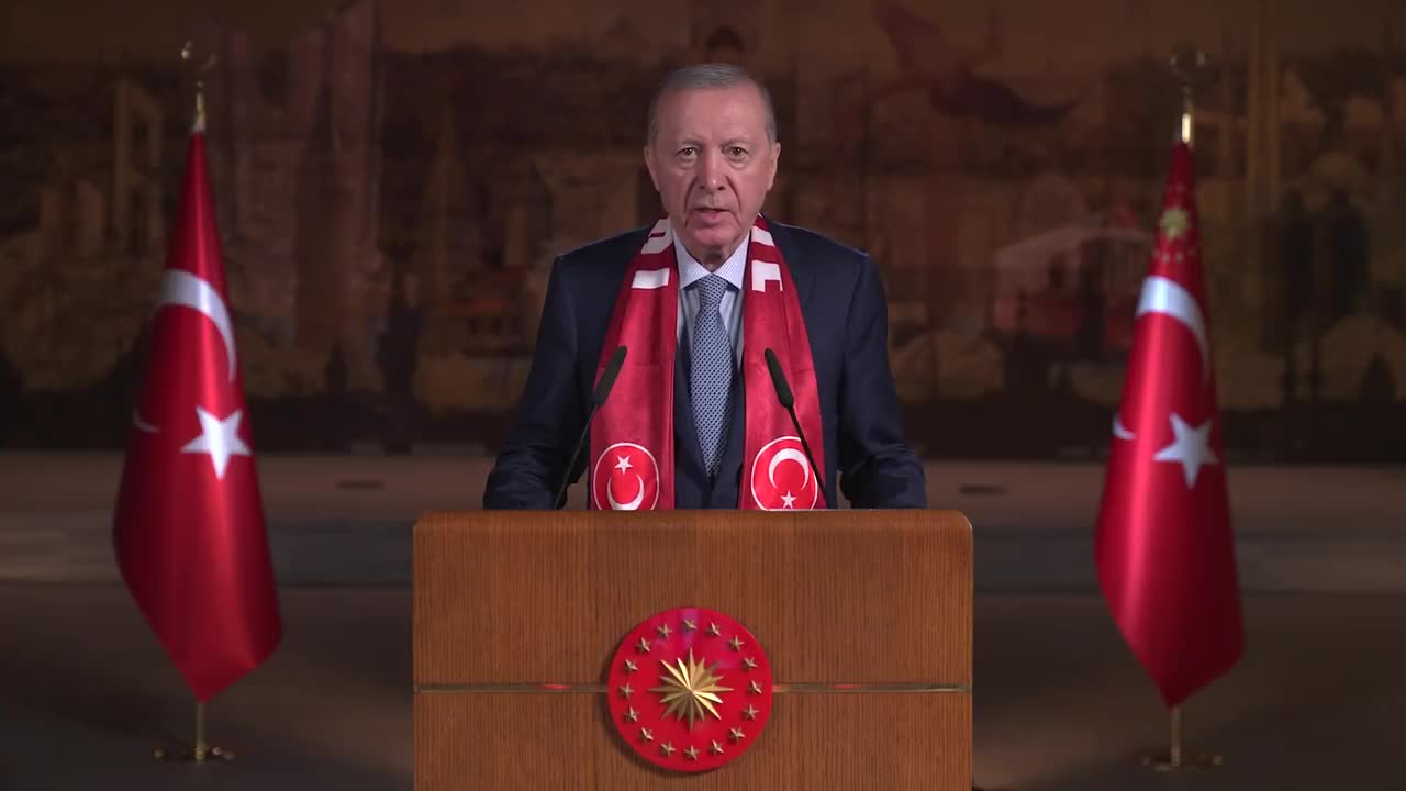 Cumhurbaşkanı Erdoğan'dan A Milli Takım'a: Şimdi yeni bir destanı yazmanın tam zamanı