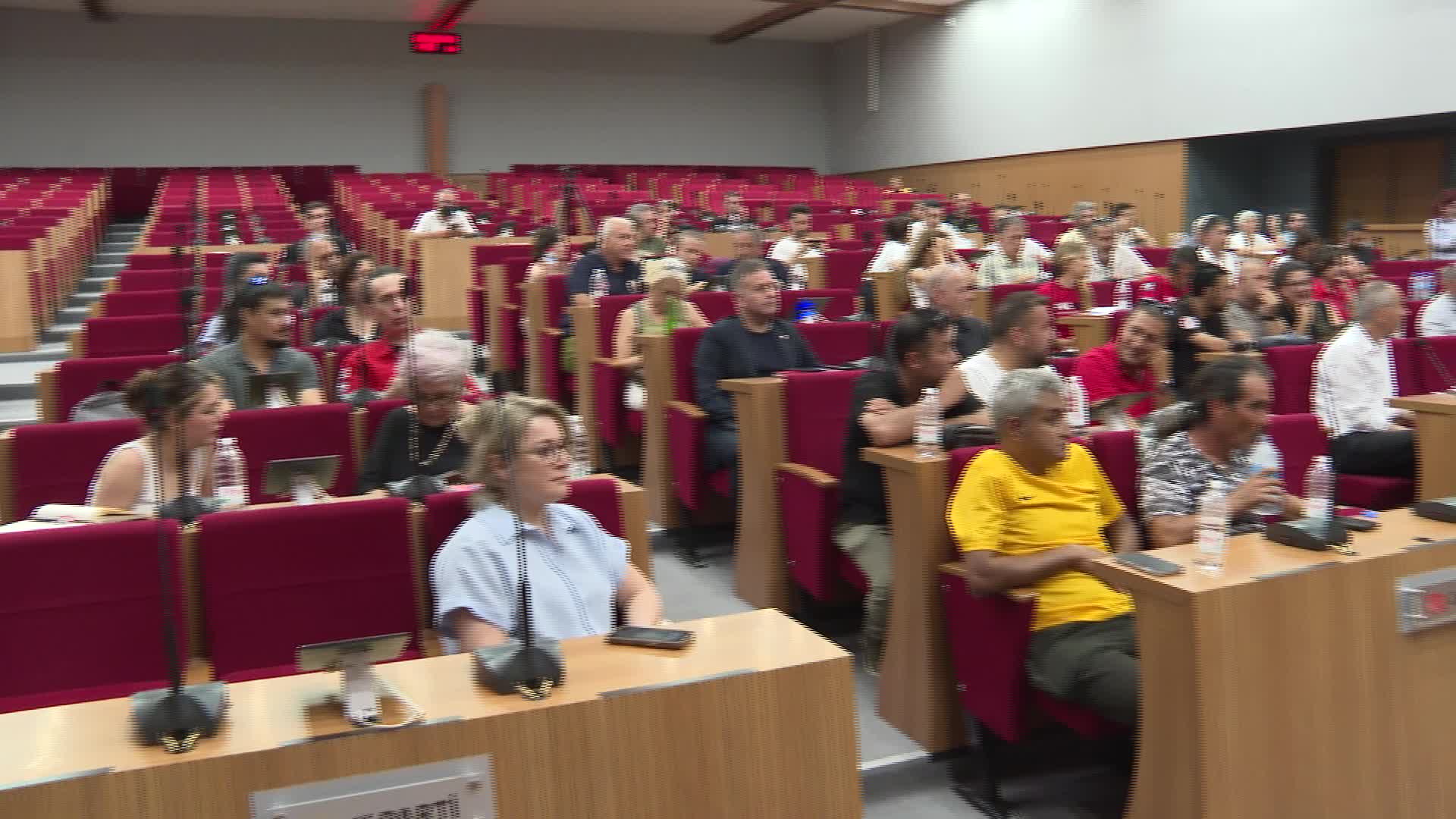İzmir'de afetlere karşı dayanışma ağı güçleniyor