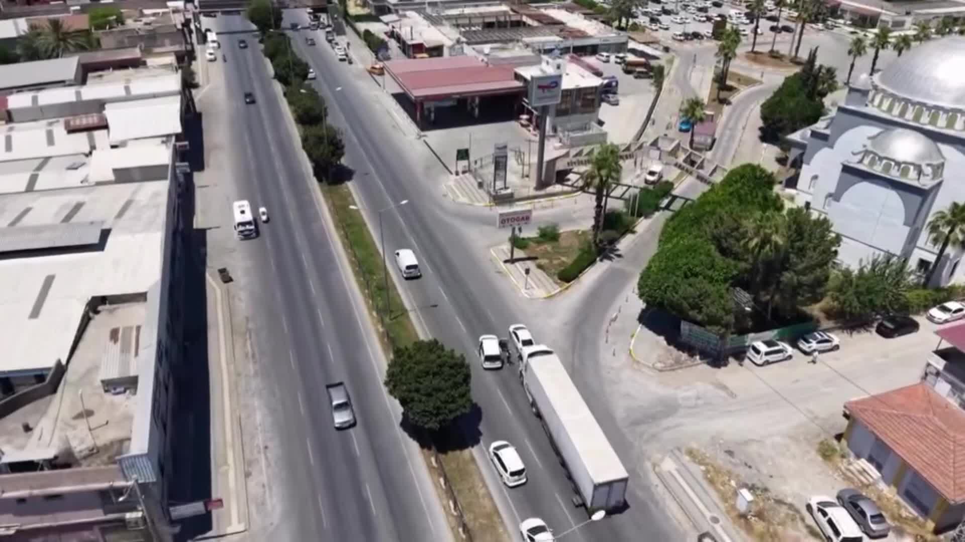 Adana’da takibe alınan tırda 1 milyon 800 uyuşturucu hap ele geçirildi