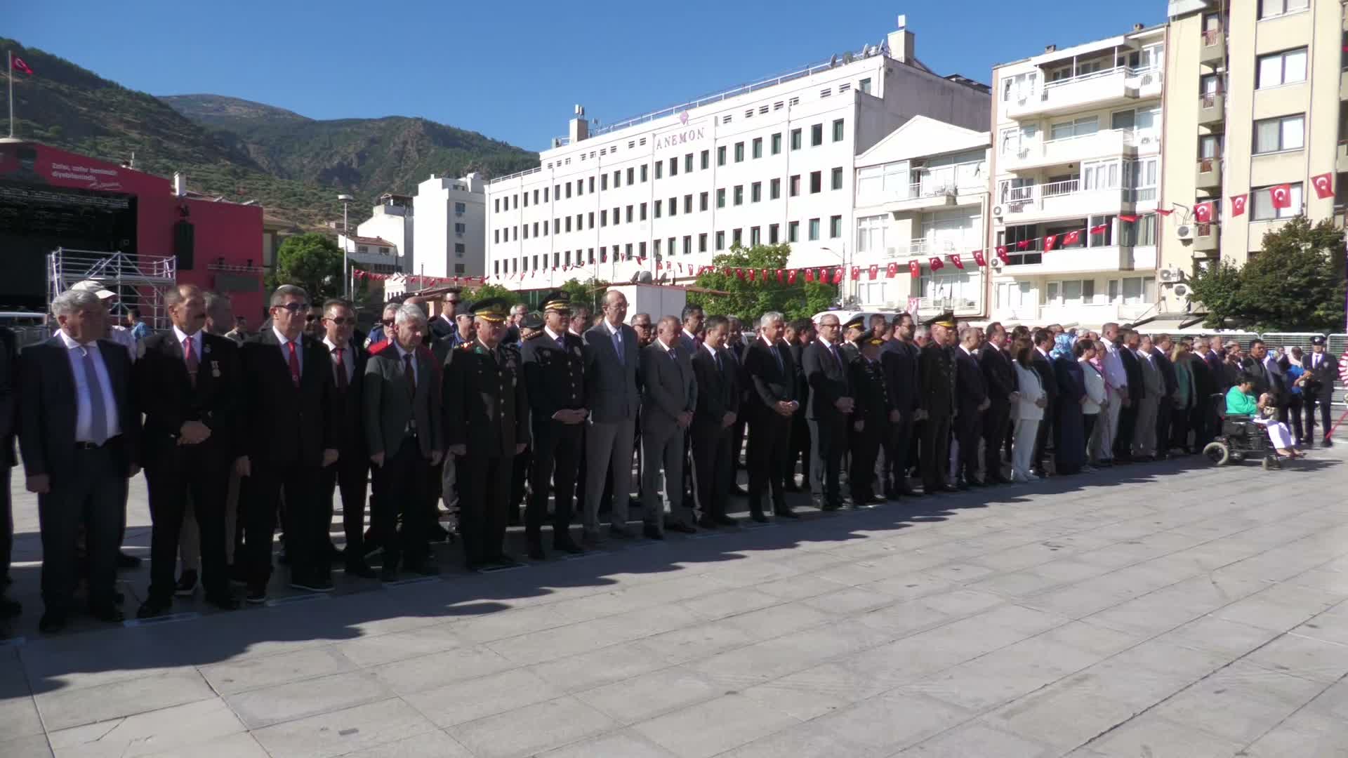 Manisa’nın düşman işgalinden kurtuluşunun 104. yıl dönümü kutlandı