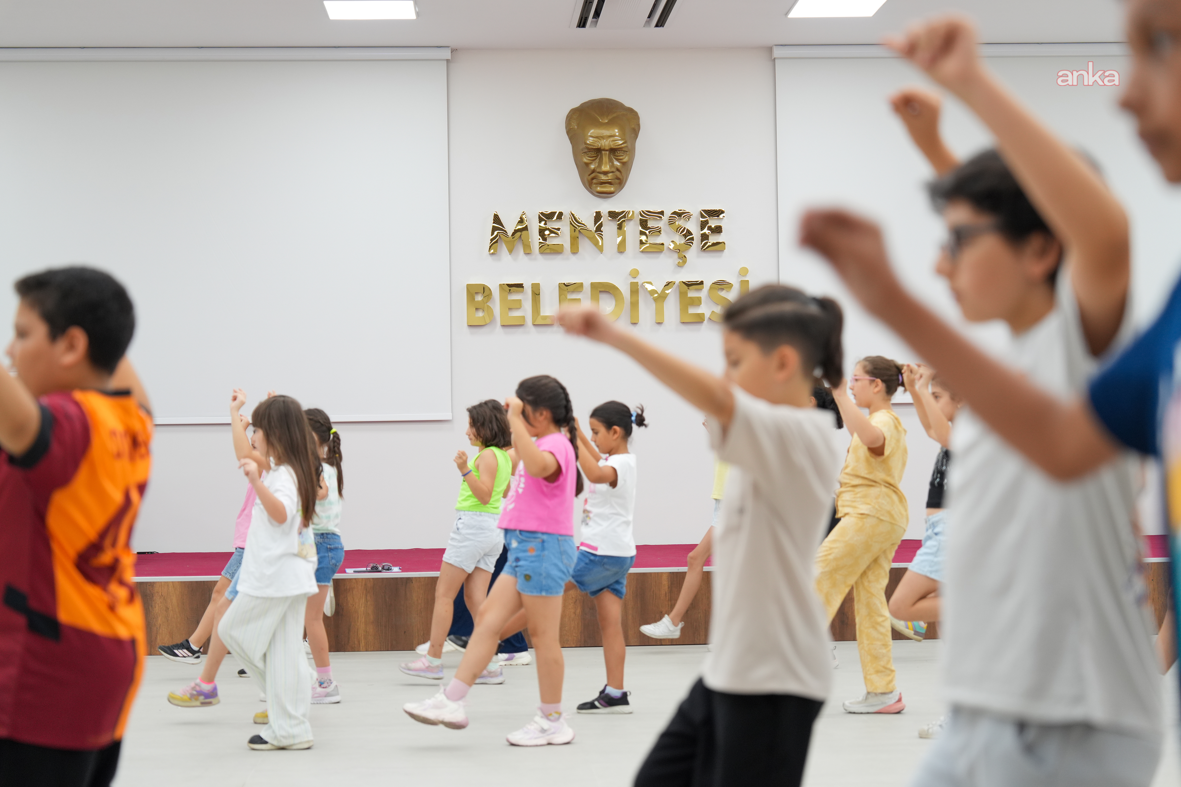 Menteşe’de çocuklar bu yaz yeteneklerini keşfediyor: 34 branşta ücretsiz kurs