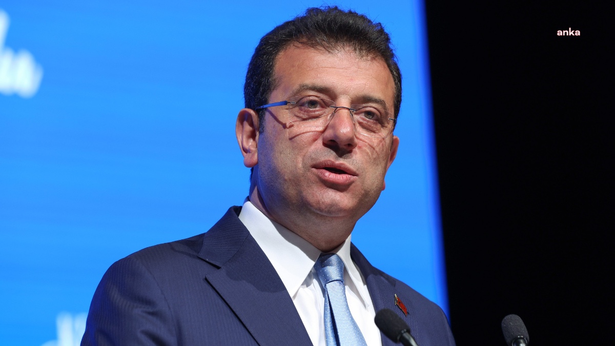 Ekrem İmamoğlu: "Yeni Parti Genel Başkanımız Özgür Özel ile yürüyelim arkadaşlar"