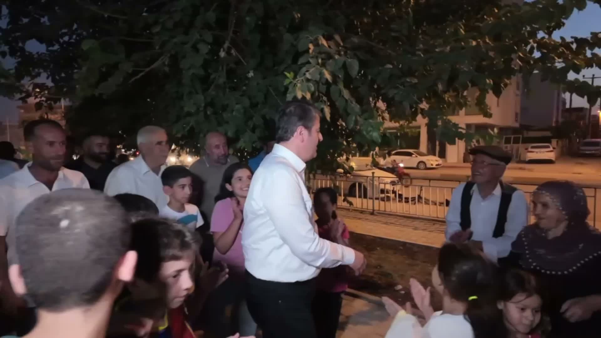 Adıyaman Belediye Başkanı Tutdere, çocuklara verdiği sözü tuttu: Necmettin Erbakan Parkı yenilendi