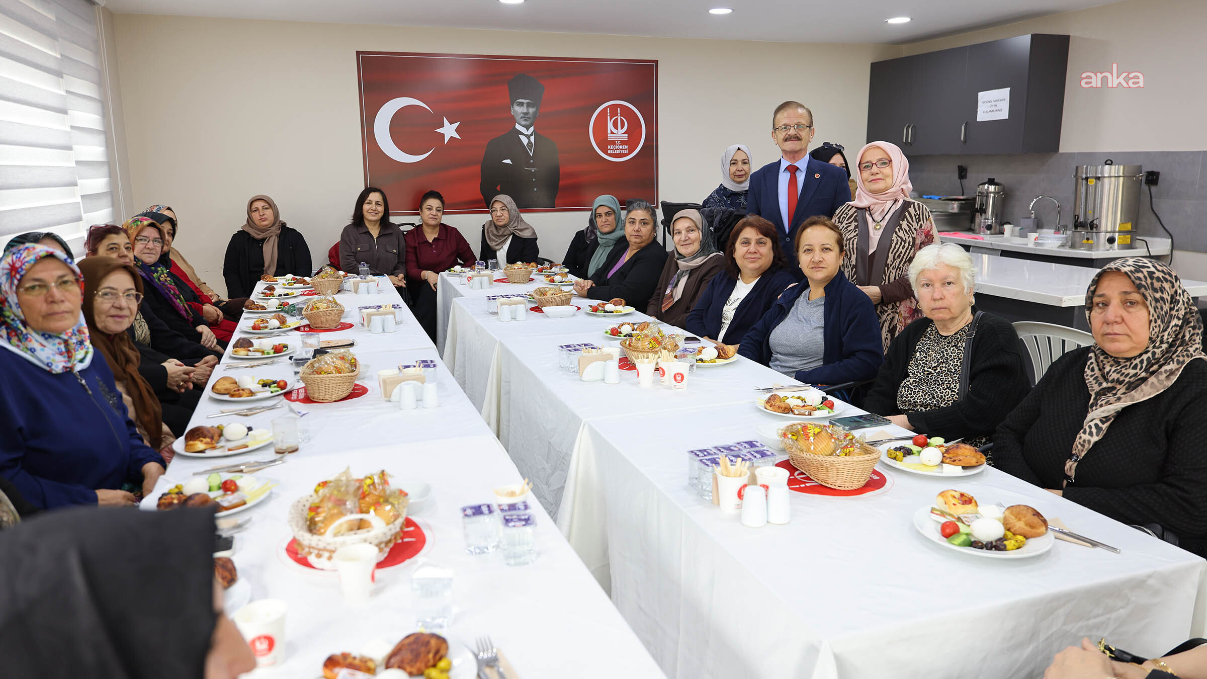 Keçiören'de "Değerlerimizin İzinde Kadın ve Aile" semineri düzenlendi