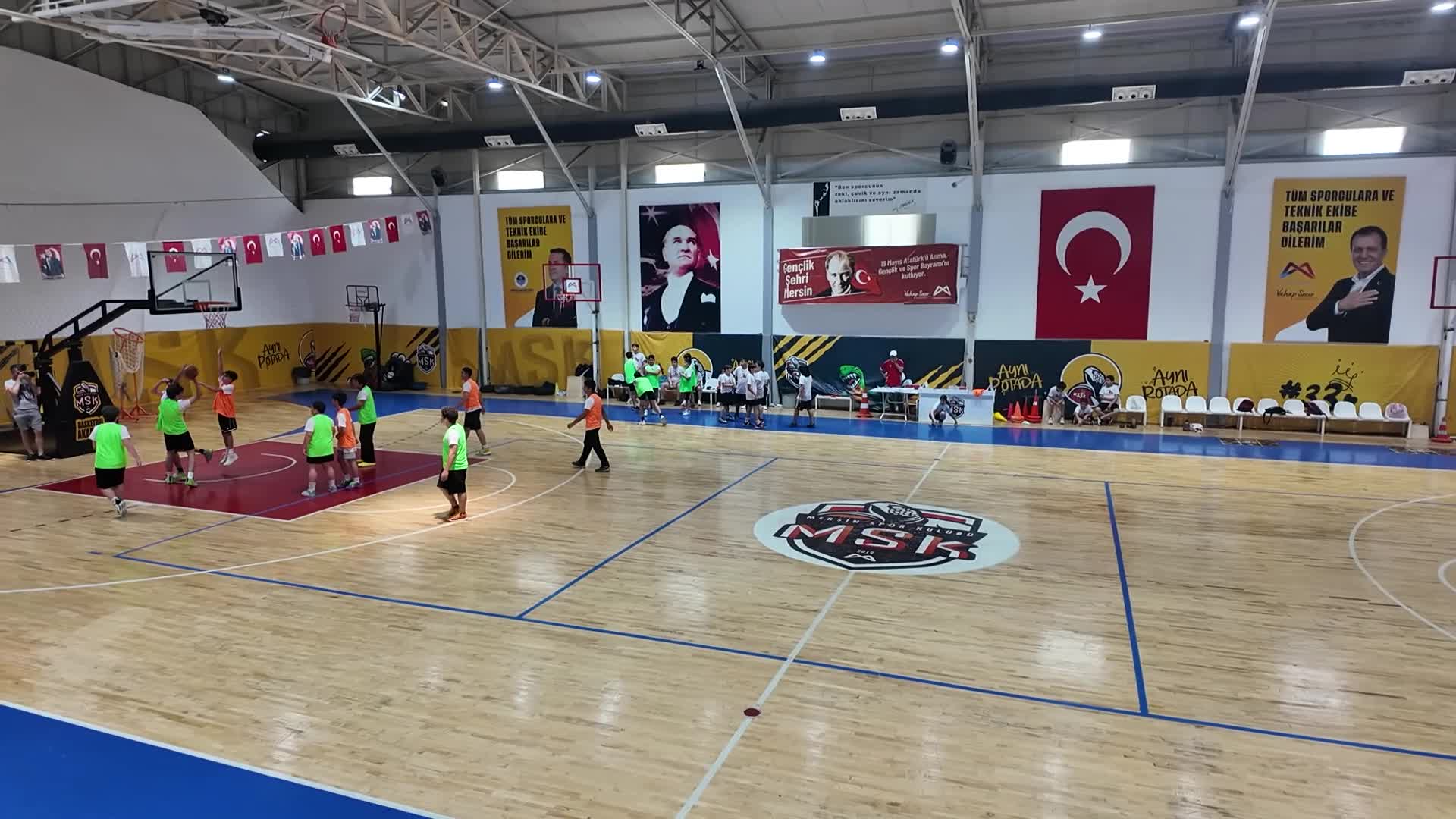 Gençlerin bayramı, Mersin Büyükşehir Belediyesi'nin turnuvaları ile taçlandı