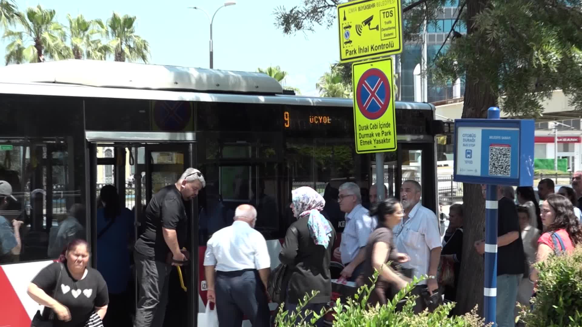 İzmir’in kimliğini yansıtan “Simgesel İzmir Durağı” hayata geçiyor