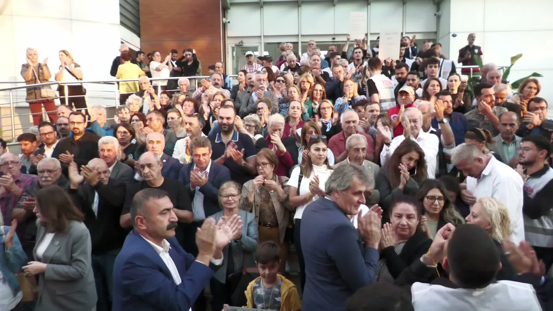 Çiğli Belediye Başkanı Yıldız’ın AK Parti’ye geçişine YENİ Parti’den tepki: Millet iradesini ezdirmeyeceğiz