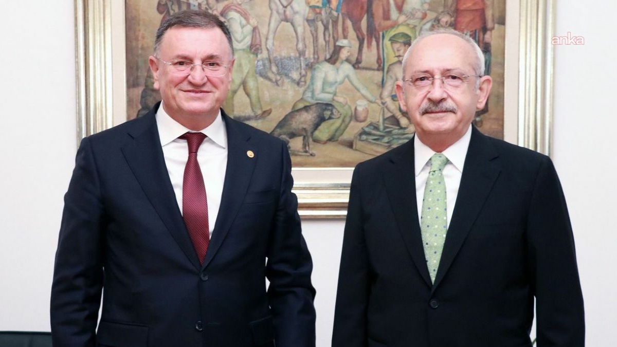 CHP Kurultayı'na ilişkin "mutlak butlan" davasını açan Lütfü Savaş, Kılıçdaroğlu’nu ziyaret etti