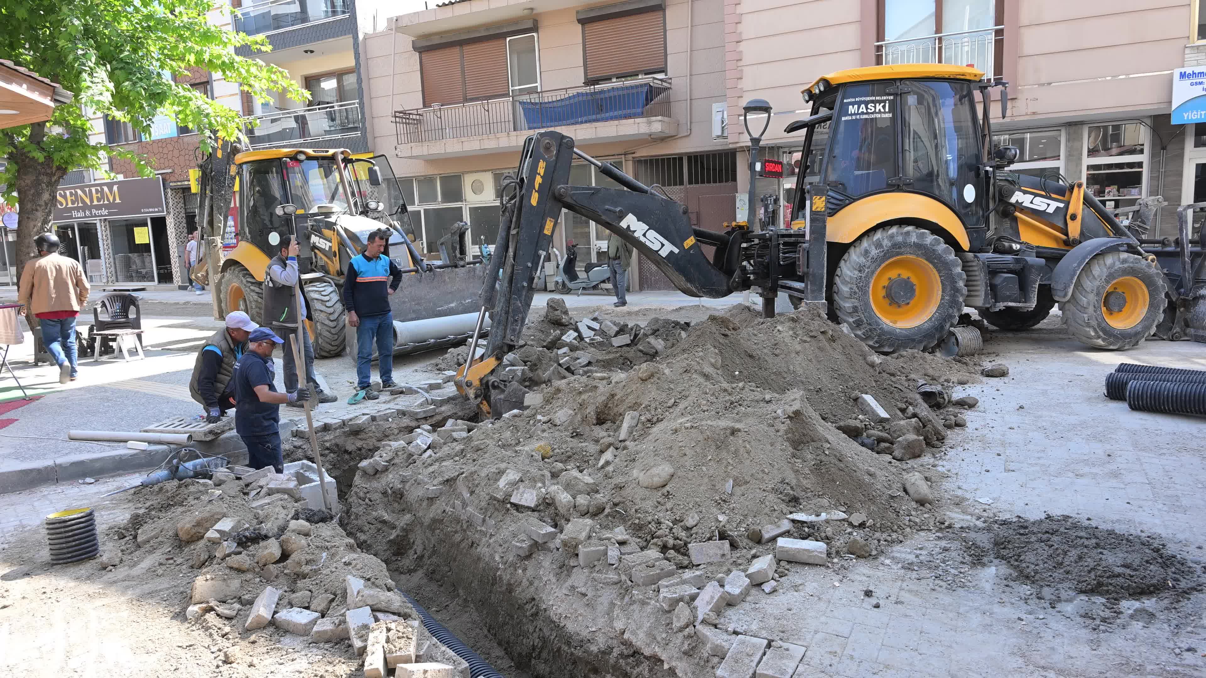 Manisa Saruhanlı'daki altyapı çalışmalarının yarısı tamamlandı