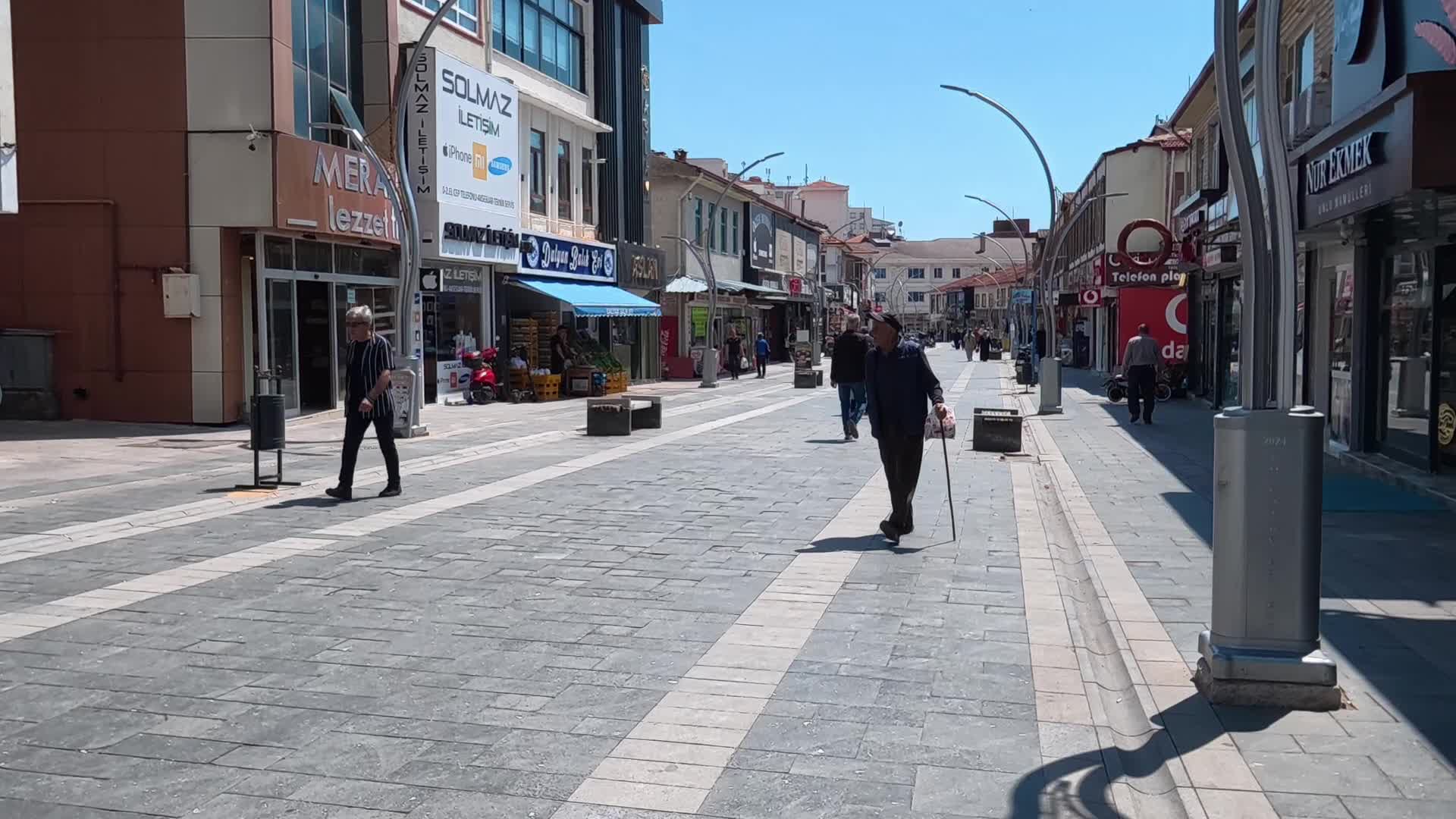 Yozgatlı vatandaşlardan TÜİK’e enflasyon tepkisi: Gerçek enflasyonla açıklananan enflasyon farklı. Ciddi anlamda sıkıntıdayız