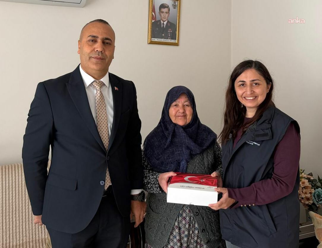 Manisa Büyükşehir Belediyesi'nden şehit annelerine ziyaret