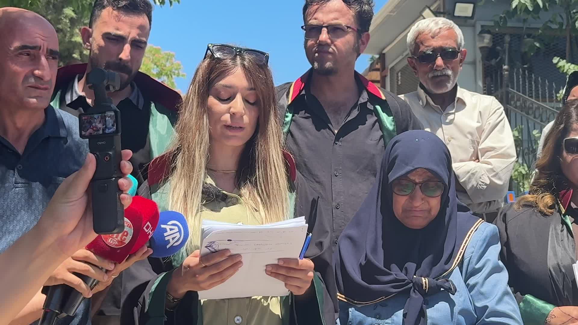 Mardin’de 3 kişilik ailenin katledildiği davada delil karartmakla suçlanan 2 sanığa tahliye