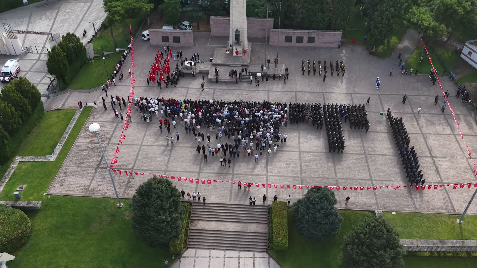 Balıkesir, 30 Ağustos’ta tek yürek oldu