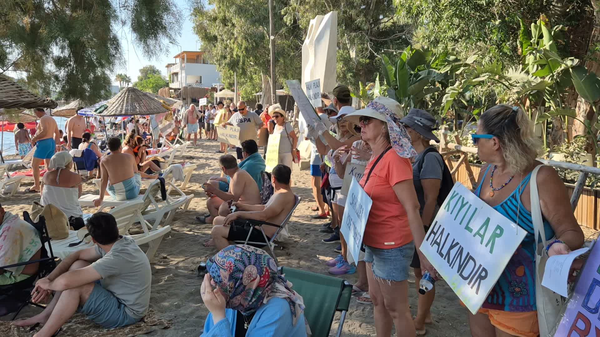 Bodrum’da “kıyılardan eşit ve özgürce yararlanma hakkı” eylemi