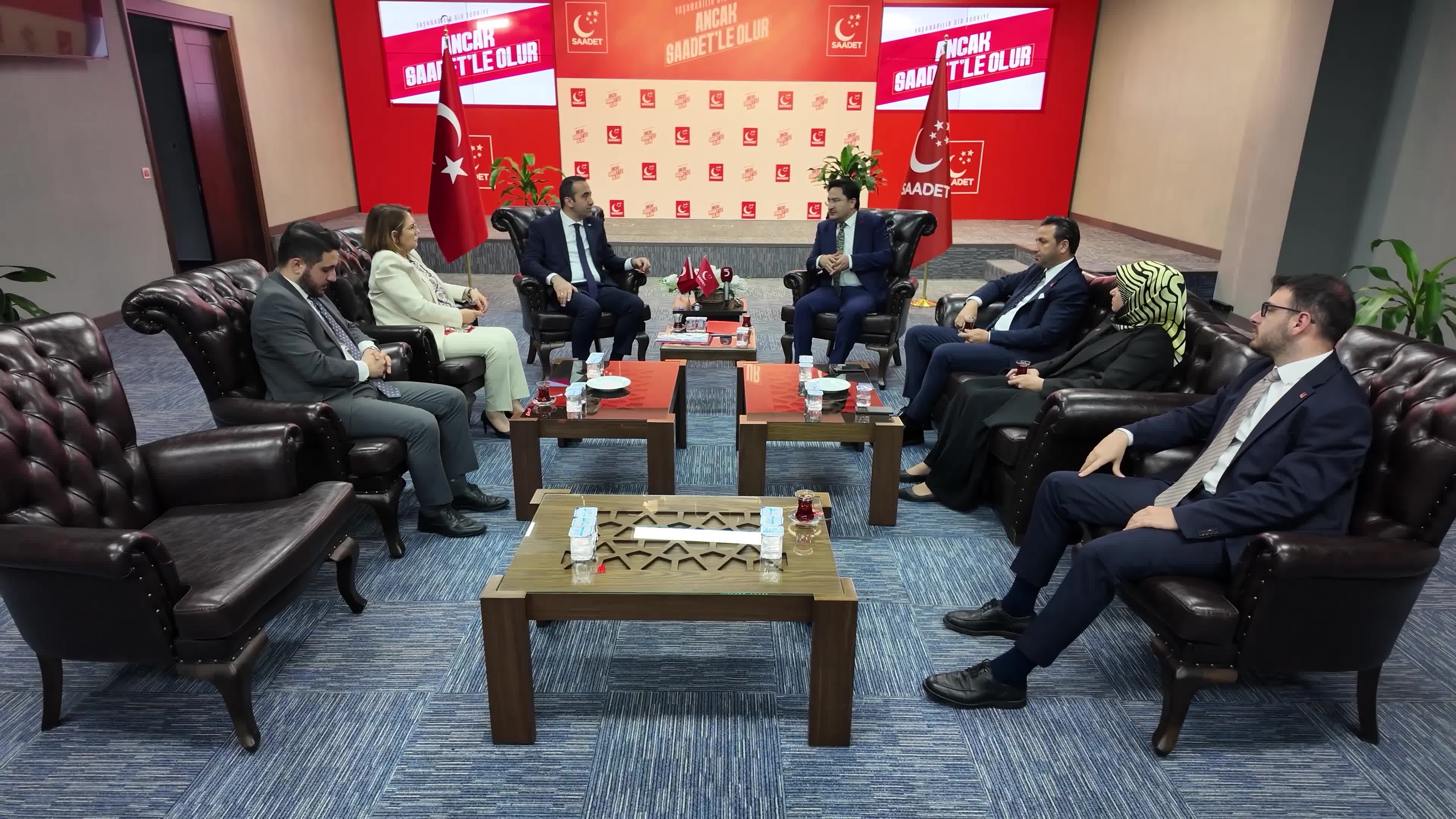 Saadet Partisi Genel Merkezi, Kurban Bayramı dolayısıyla 20 siyasi parti heyetini ağırladı
