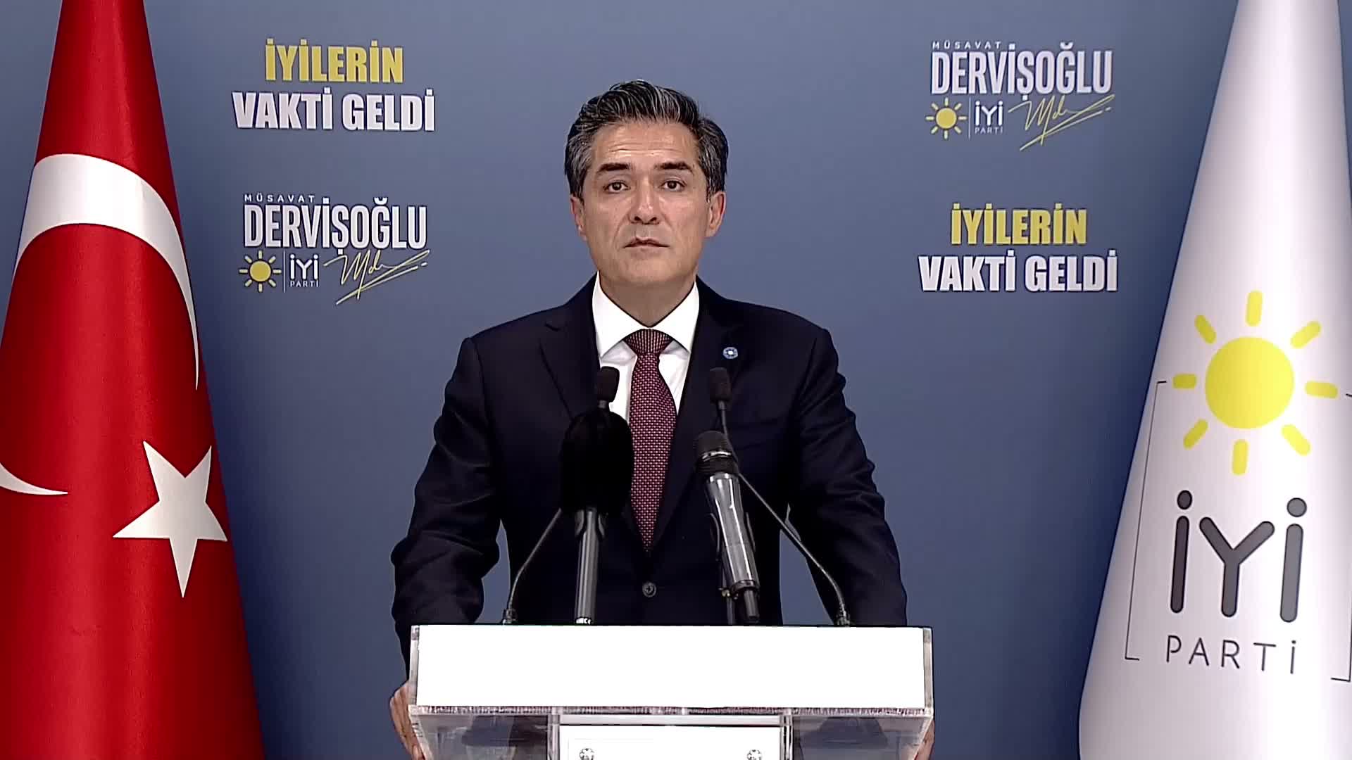 Buğra Kavuncu: "Milletin konut sorunu değil, Öcalan'ın konutu konuşuluyor"