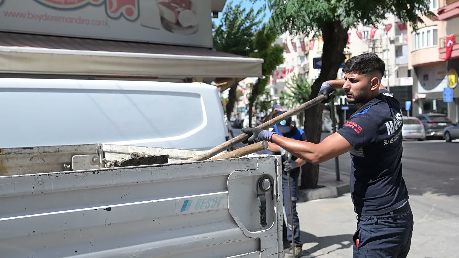 MASKİ Genel Müdürlüğü'nden yağış mevsimi öncesi ızgaralarda temizlik çalışması