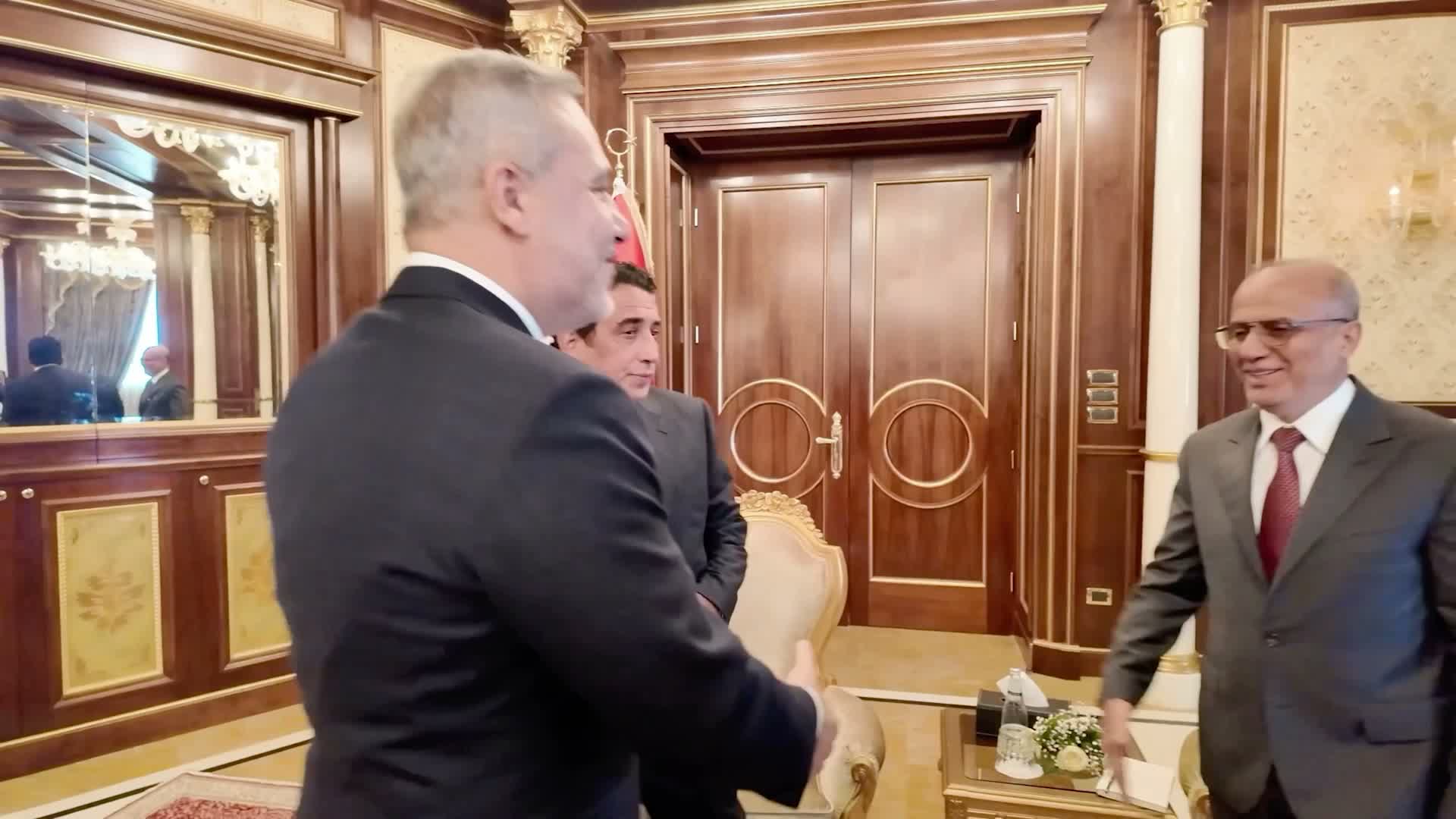 Bakan Fidan, Libya Başbakanlık Konseyi Başkanı el-Menfi tarafından kabul edildi