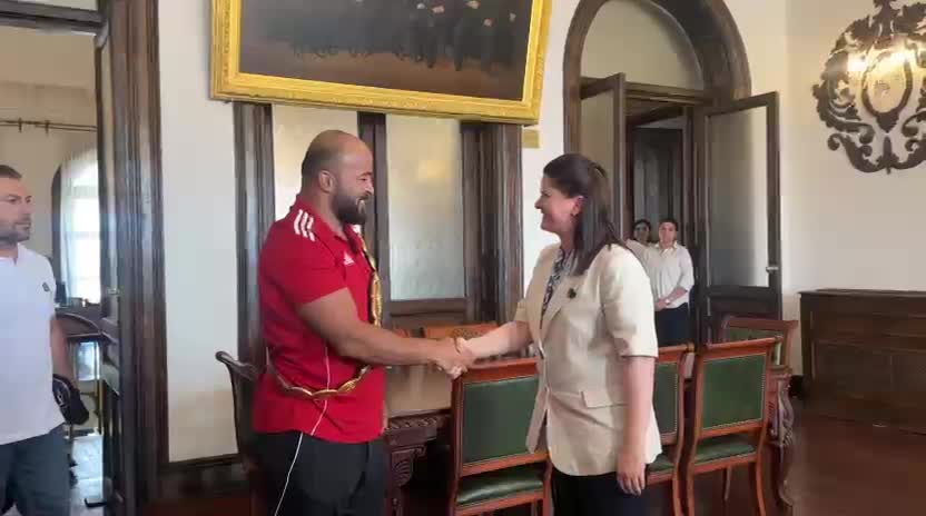 Başpehlivan Okulu'dan Edirne Belediye Başkanı Gencan'a ziyaret
