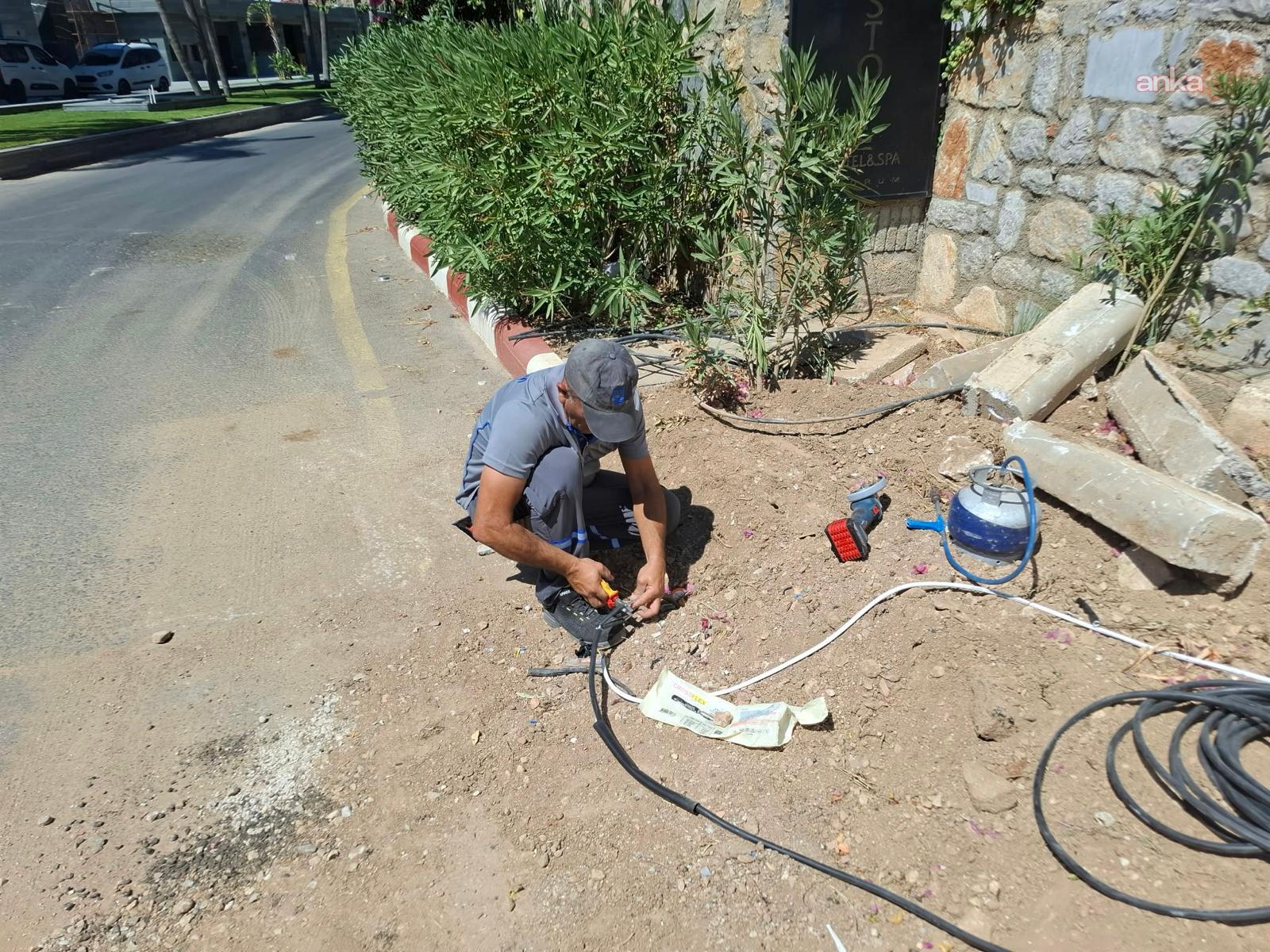 Bodrum Belediyesi, Destek Hizmetleri Müdürlüğü ile mahallelerin altyapı ihtiyaçlarına yanıt veriyor
