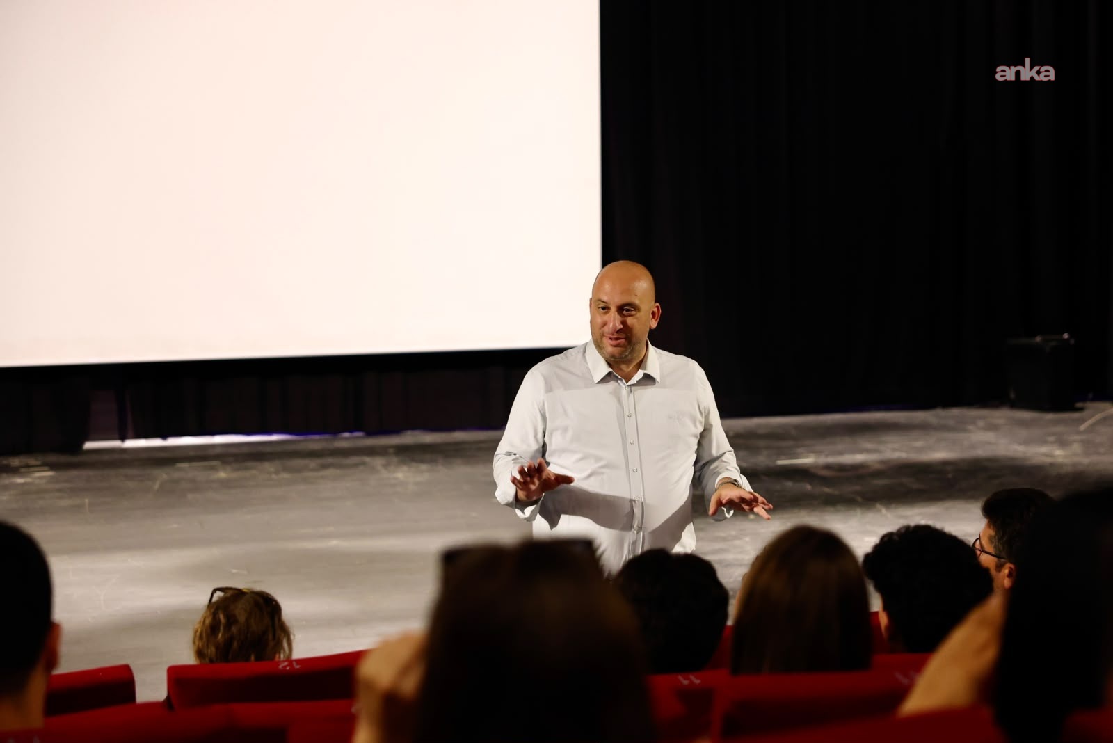 Tekirdağ Büyükşehir Belediyesi’nden YKS öncesi motivasyon semineri