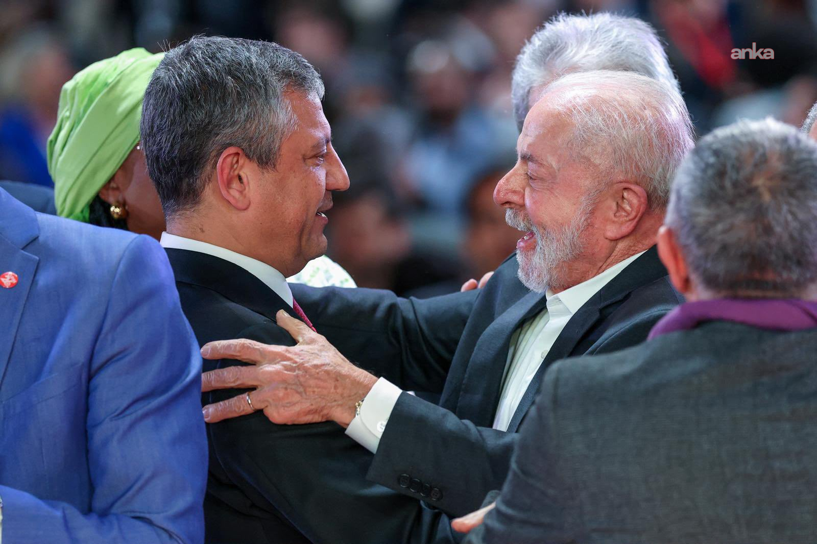 Özgür Özel, Lula'yı ve Sırbistan seçimlerini kazanan listeyi tebrik etti: Hiçbir düzen değişmez değildir