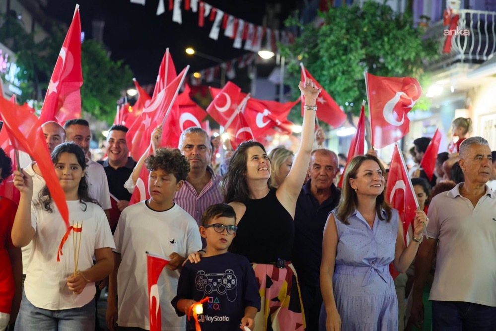 Çeşme’de 30 Ağustos Zafer Bayramı coşkuyla kutlandı