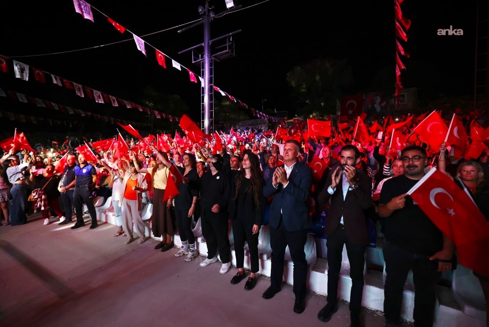 Alaçatı’nın kurtuluşunun 104. yılı törenlerle kutlandı