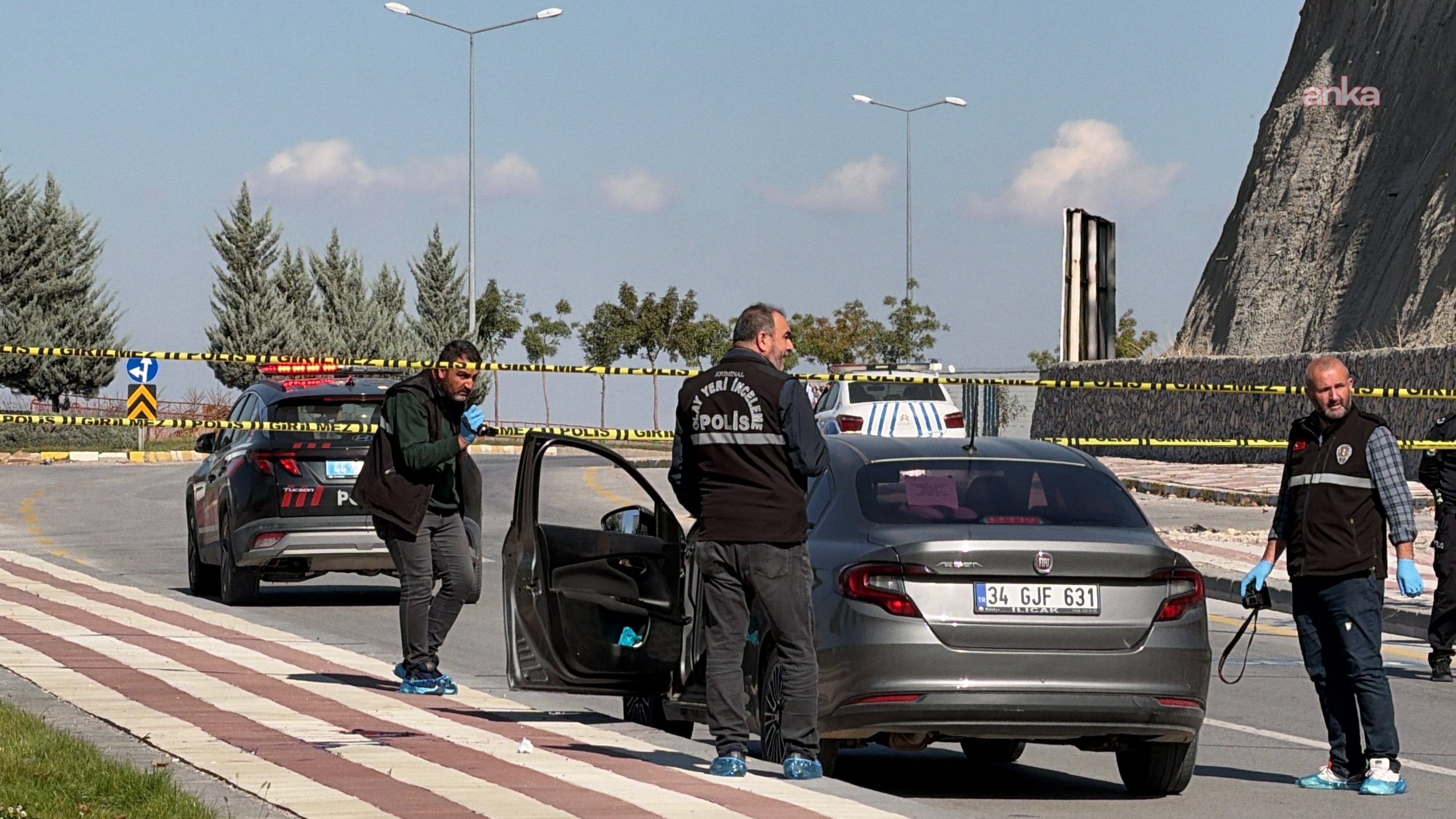 Malatya’da kadın cinayeti: Eşini öldüren şüpheli, polis takibinde boğazını kesti