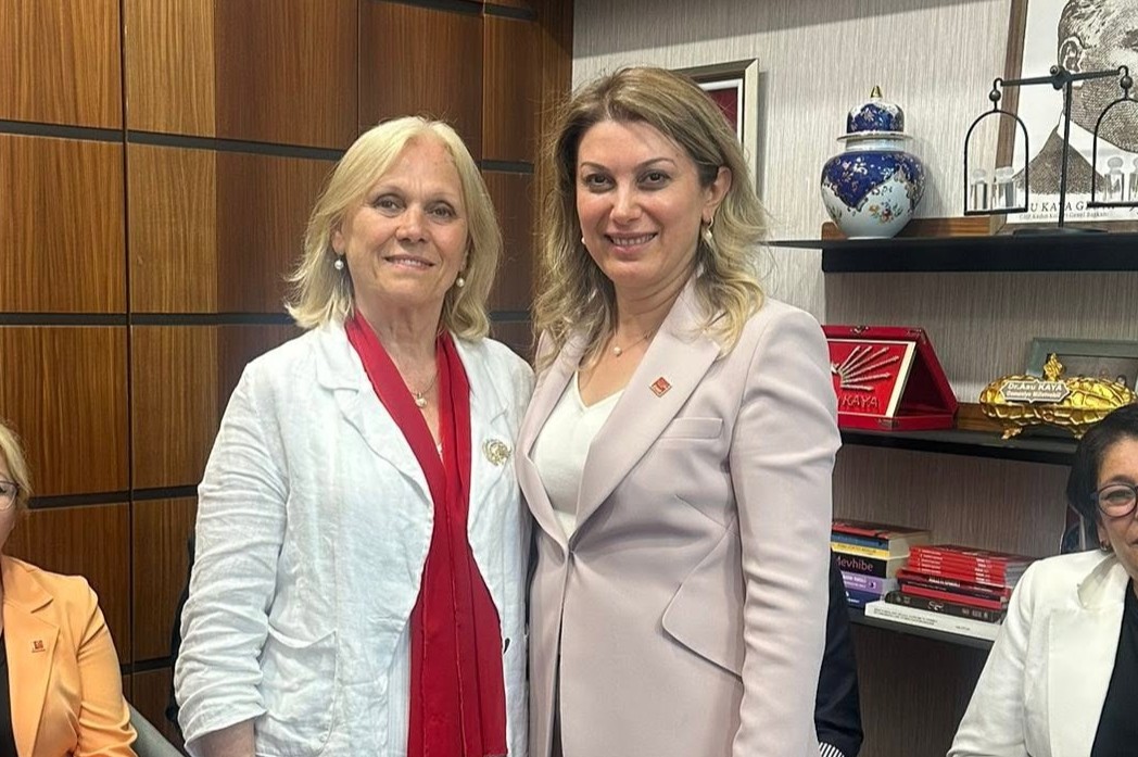 CHP Muğla İl Kadın Kolları Başkanı Gençoğlu’ndan Asu Kaya’nın görevden alınmasına tepki