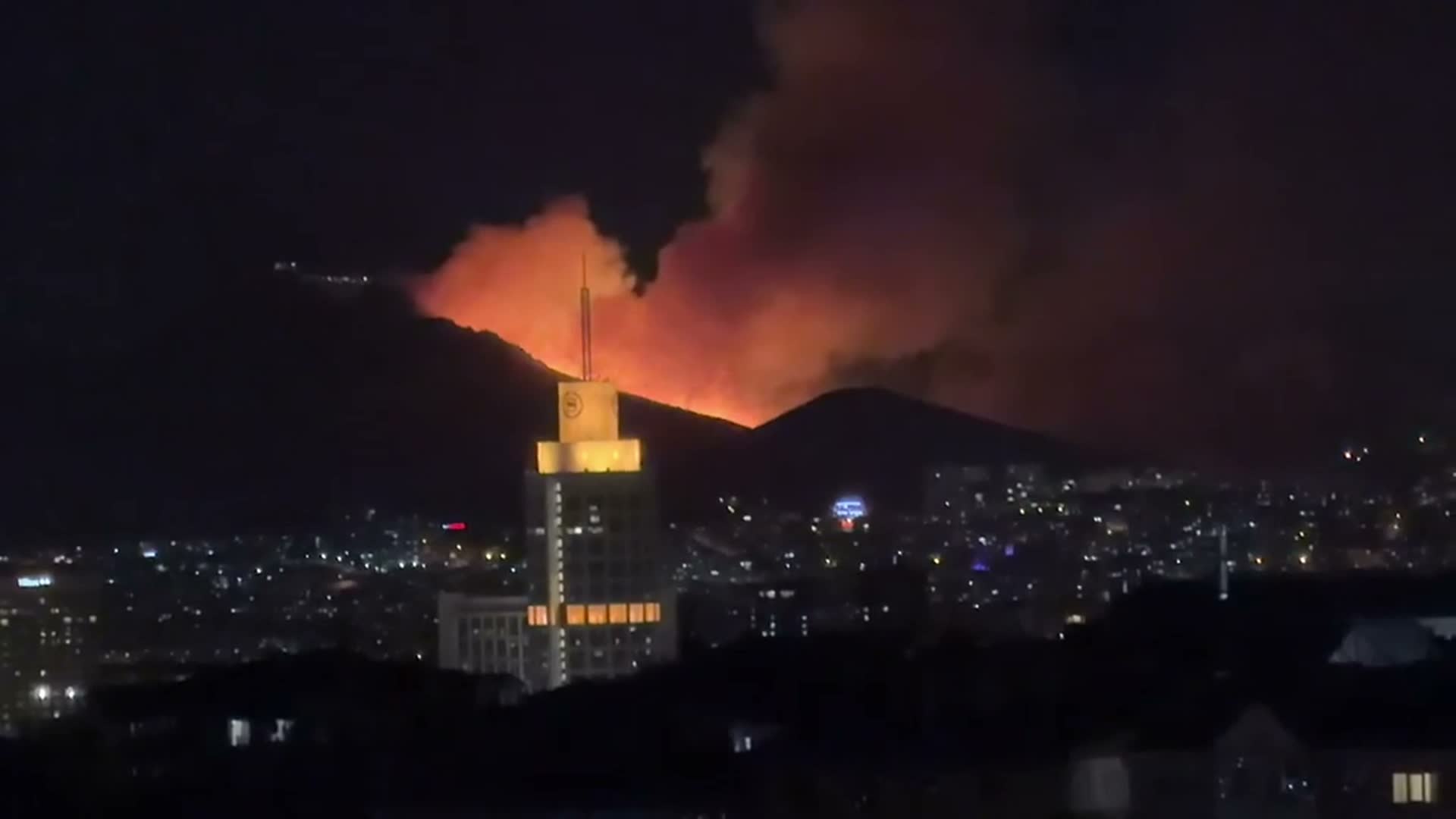 Ankara'nın Mamak ilçesinde yangın