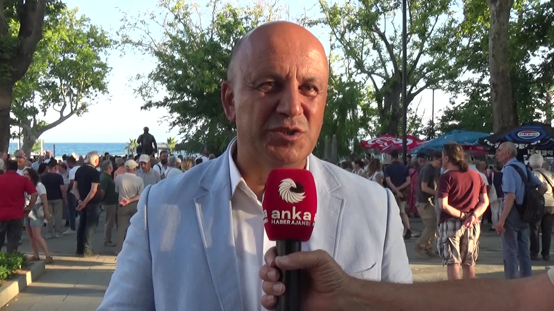 Sinop Belediye Başkanı Gürbüz: "Seçilmiş iradeye müdahaleyi kabul etmiyoruz"